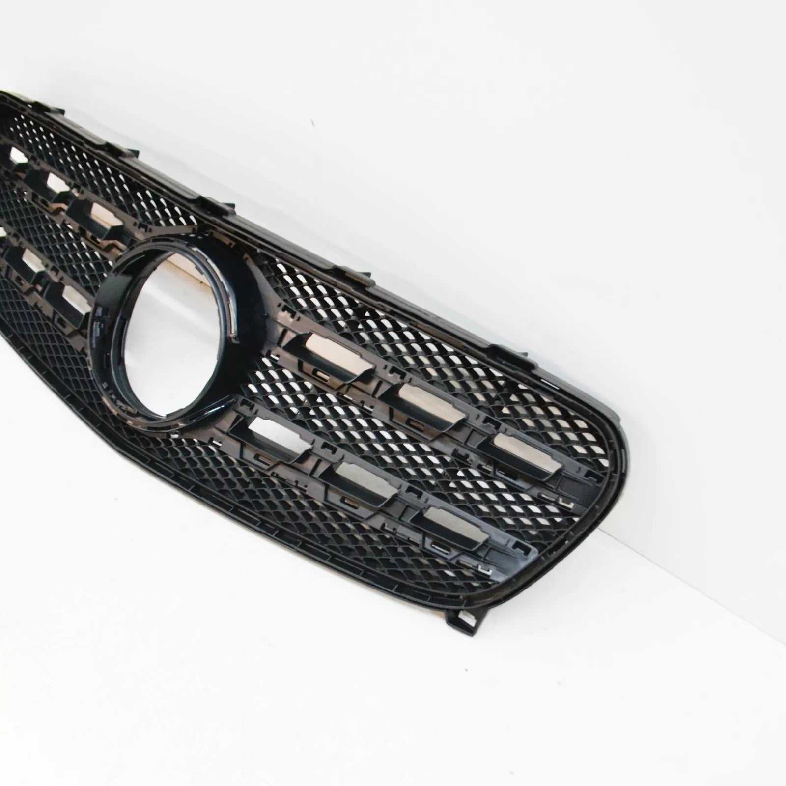 NEW MERCEDES-BENZ GLA X156 FRONT RADIATOR GRILLE CARRIER A1568806400 ORIGINAL