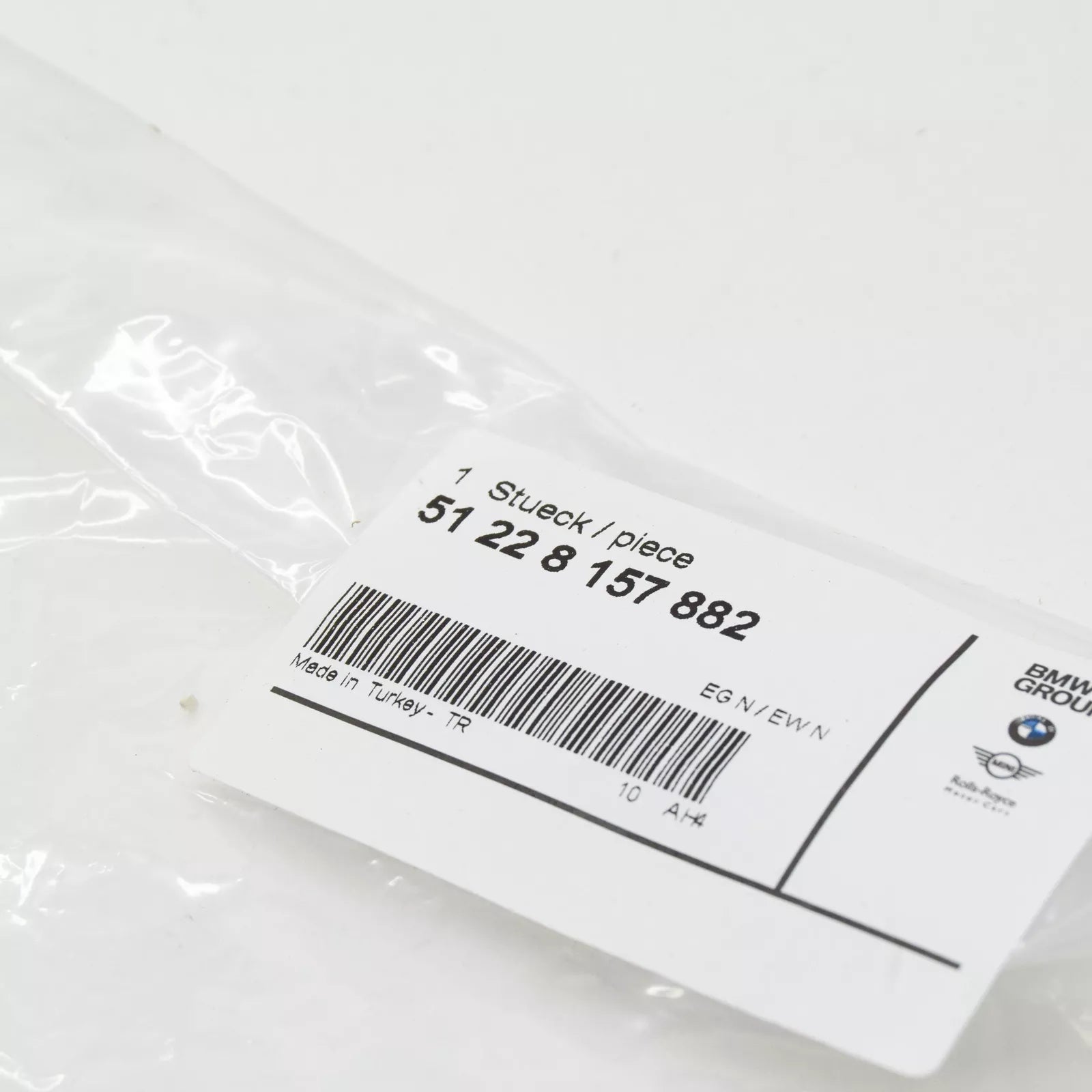 NEW BMW 7 E38 REAR RIGHT DOOR SEAL RUBBER 51228157882 ORIGINAL