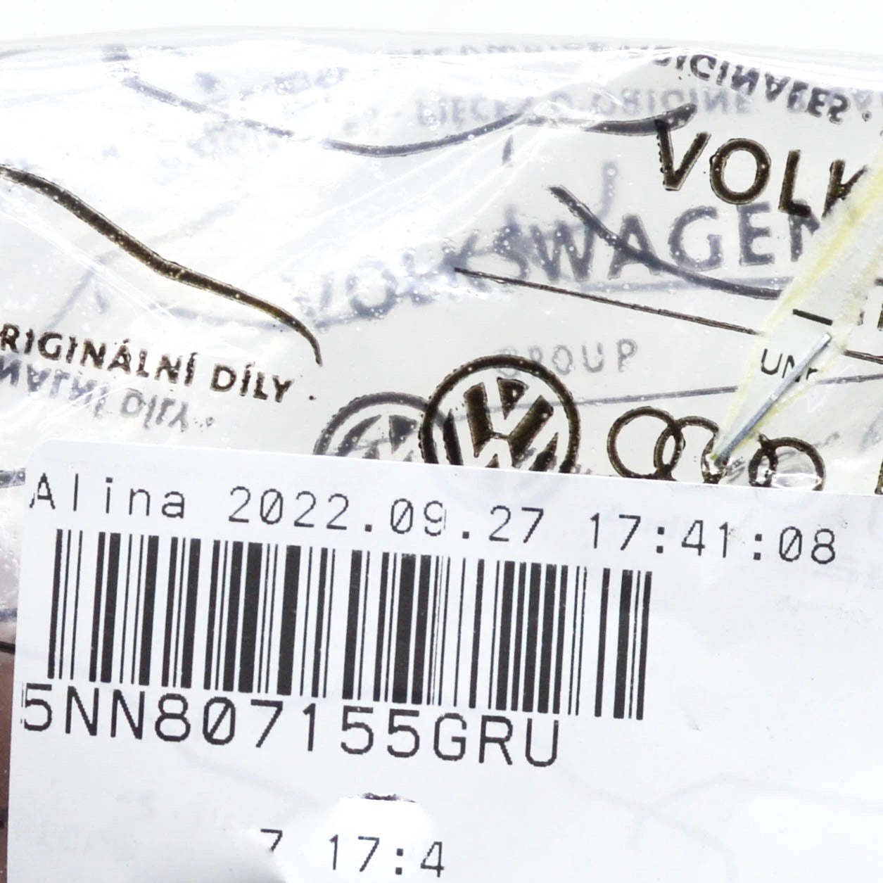 NEW VW TIGUAN AD FRONT BUMPER RIGHT SIDE TOW EYE COVER 5NN807155GRU