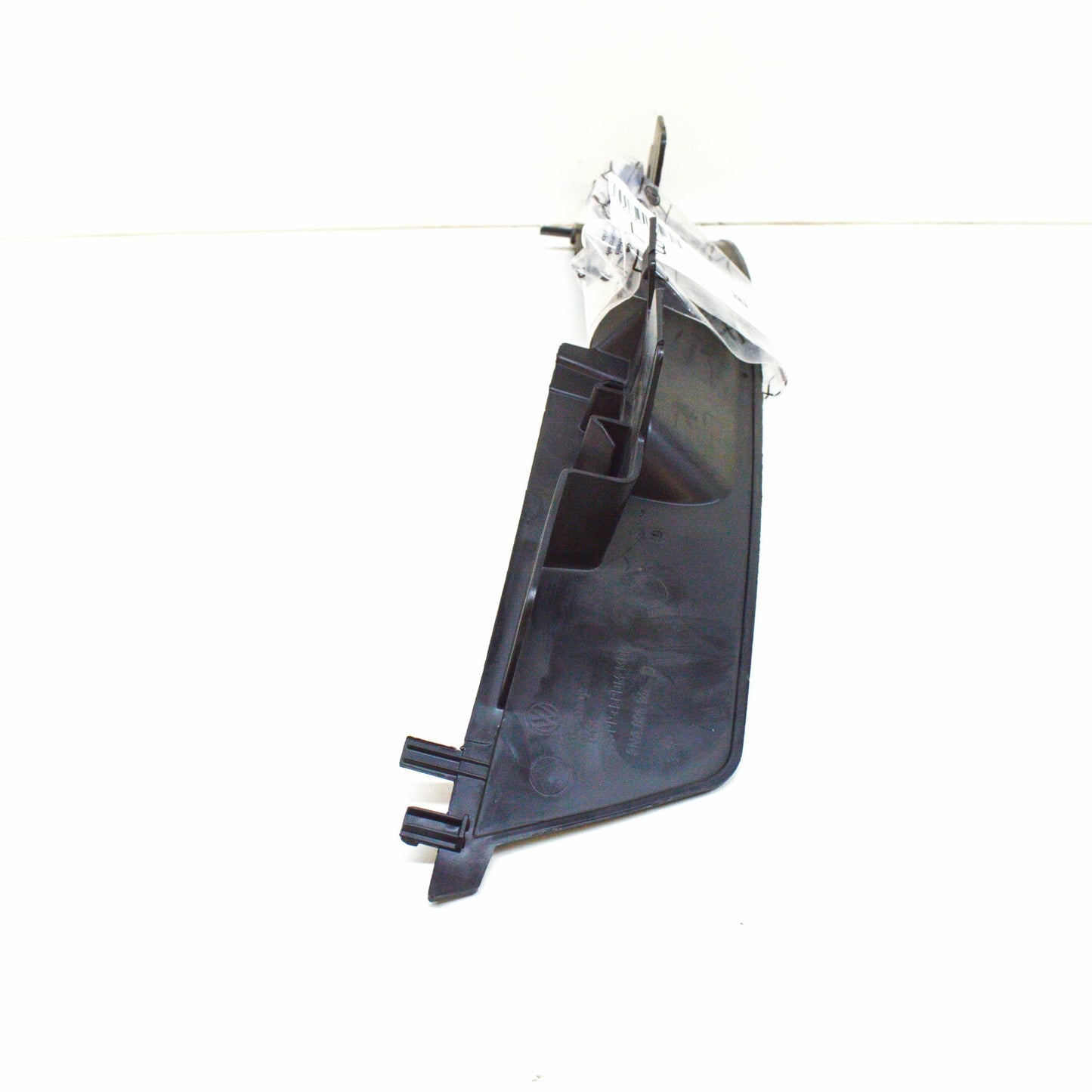 NEW VOLKSWAGEN TIGUAN AD MK2 FRONT RIGHT FENDER LINER SPOILER 5NA805946D