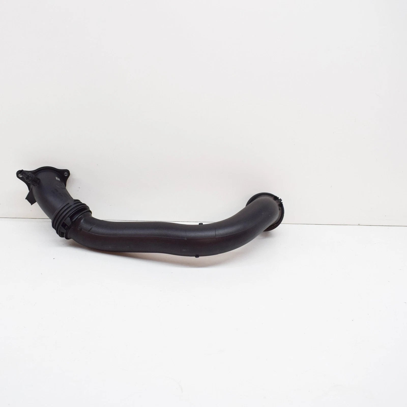 NEW BMW 3 F30 TURBOCHARGER AIR CHARGE HOSE 13718601683 8601683 ORIGINAL