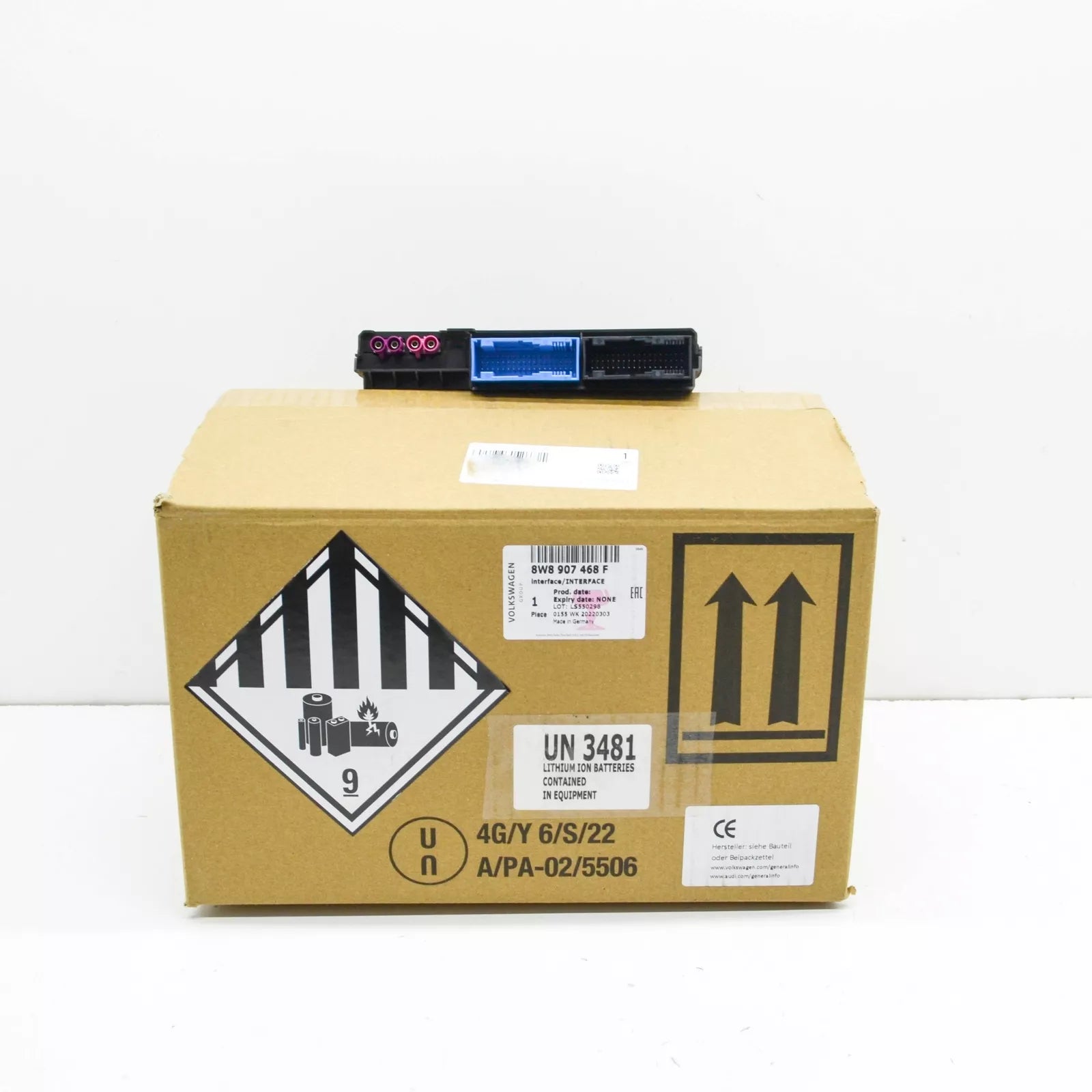 NEW AUDI A4 AVANT B9 GATEWAY CONTROL UNIT 8W8907468F ORIGINAL