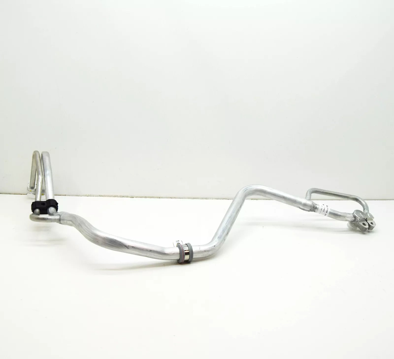 NEW MERCEDES-BENZ SPRINTER W907 REFRIGERANT LINE A9078307200 ORIGINAL