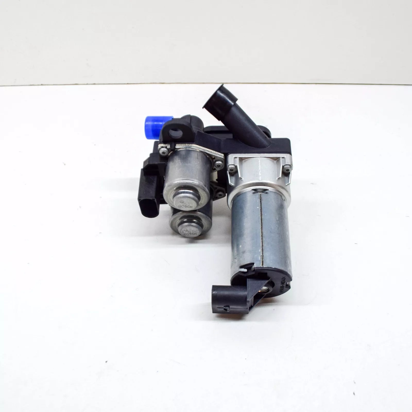 NEW MERCEDES-BENZ S W220 ELECTROMAGNETIC WATER VALVE A2208300284