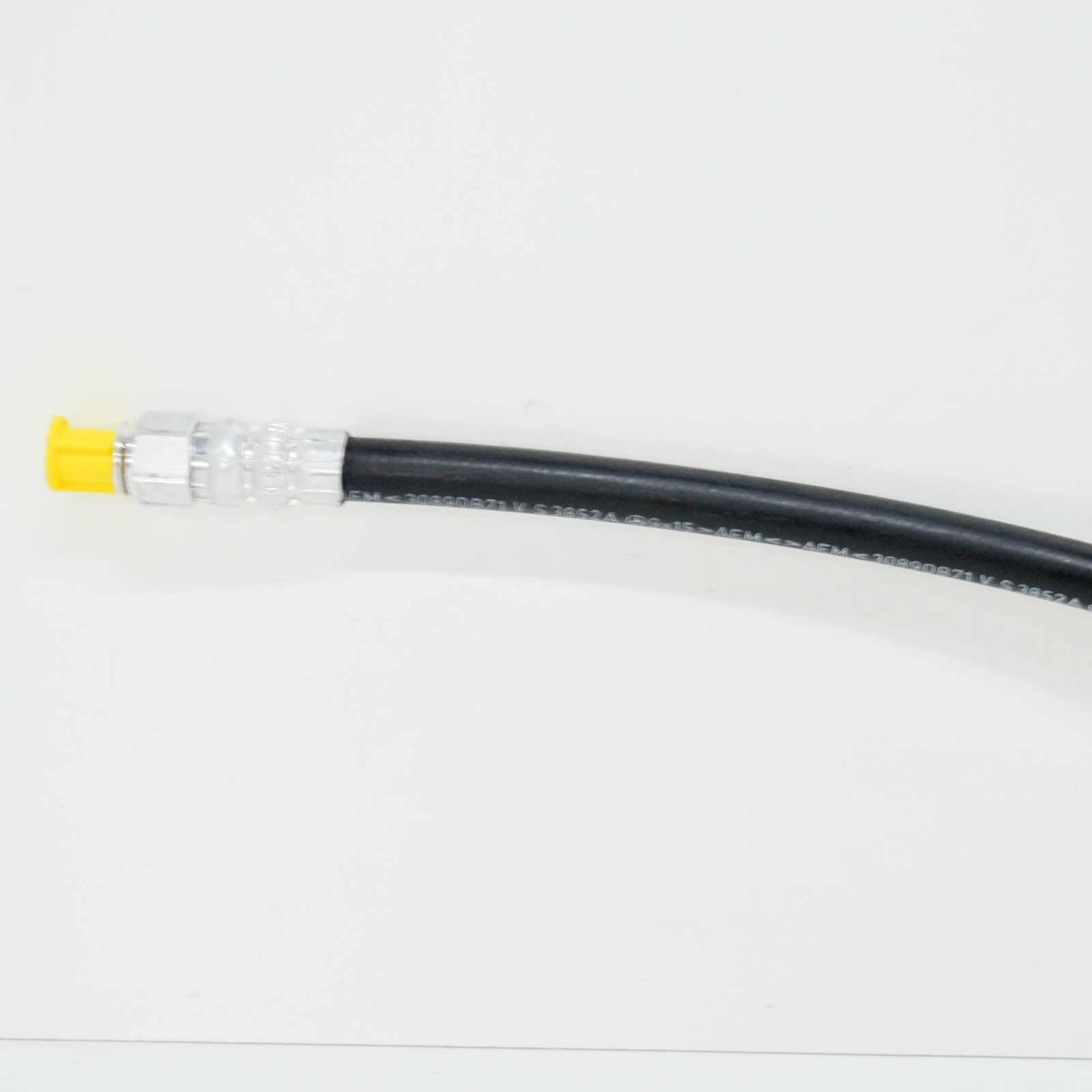 NEW MB C W204 TRANSMISSION TO OIL COOLER LEFT OIL LINE A6421806730