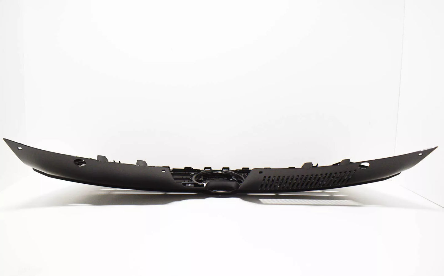 NEW VOLKSWAGEN CC FRONT BUMPER RADIATOR GRILLE 3C8853651AB ZLL ORIGINAL