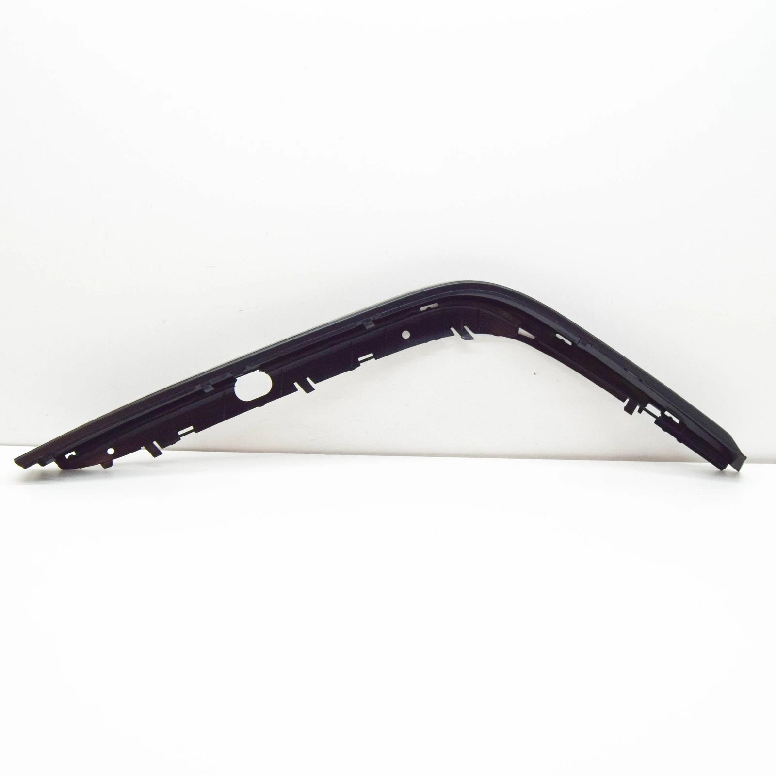 NEW BMW 7 E38 FRONT BUMPER LEFT MOLDING TRIM 51118125309 8125309 ORIGINAL