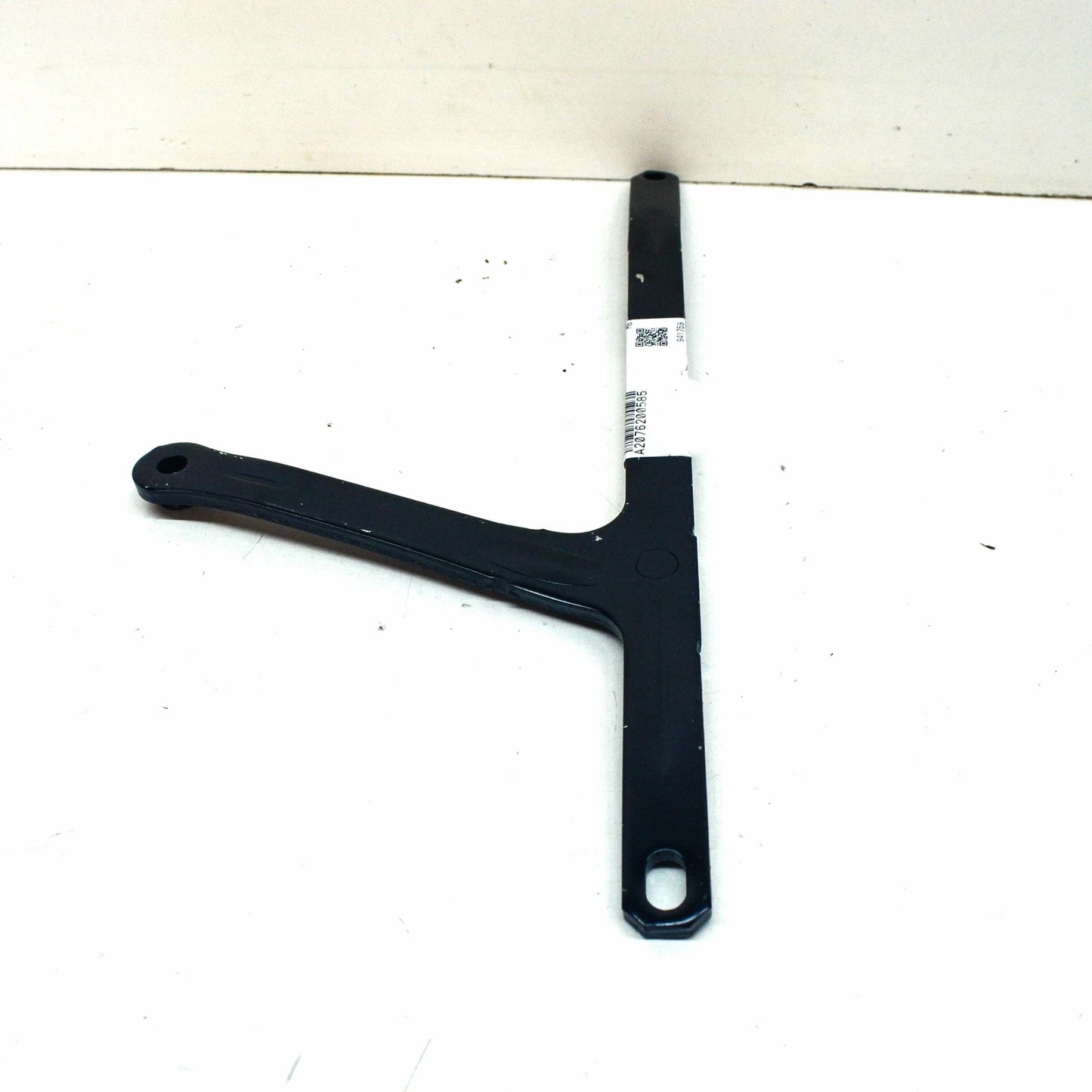 NEW MERCEDES-BENZ C COUPE C205 FRONT LEFT RADIATOR SUPPORT A2076200585 ORIGINAL