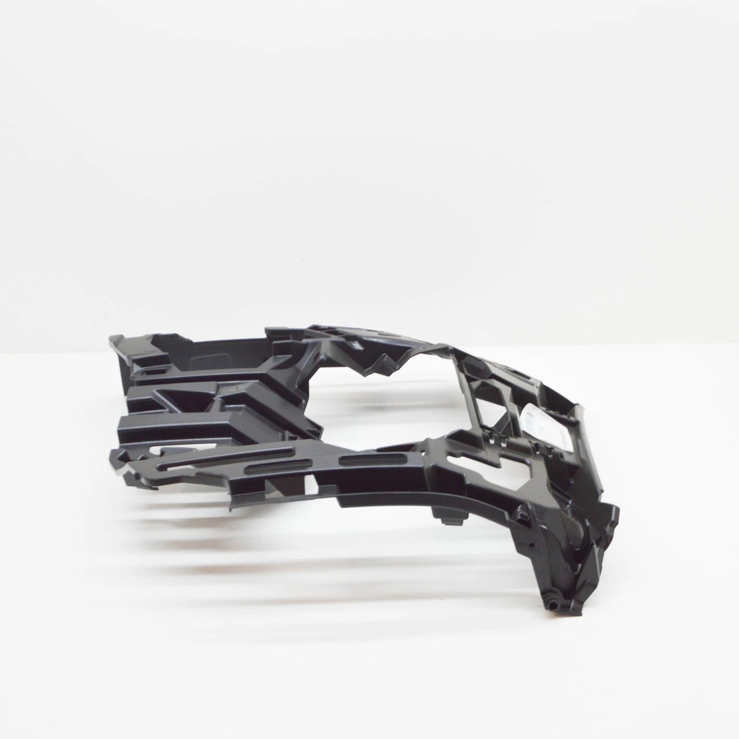 NEW VOLKSWAGEN GOLF MK7 FRONT LEFT BUMPER BRACKET 5G0807723R 2018 ORIGINAL