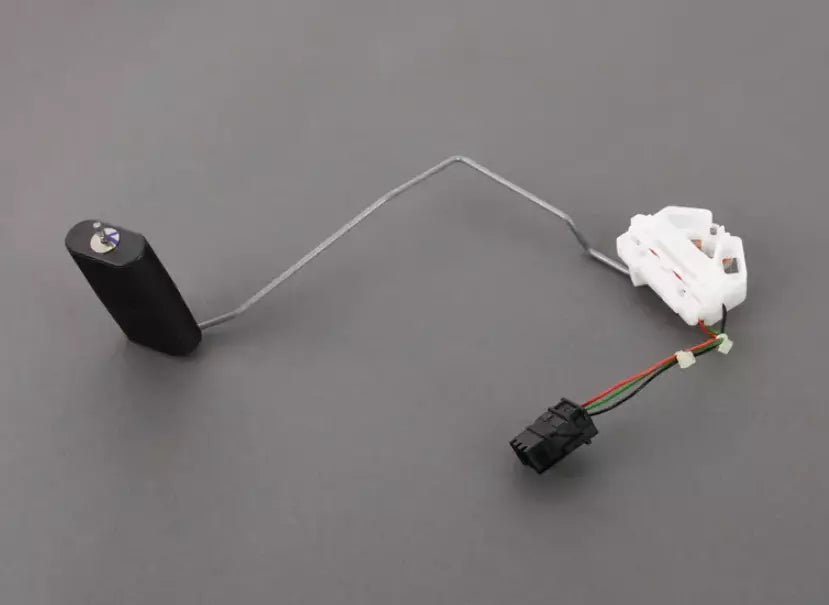 NEW AUDI Q3 8U LEFT FUEL GAUGE SENSOR 5N0919673S