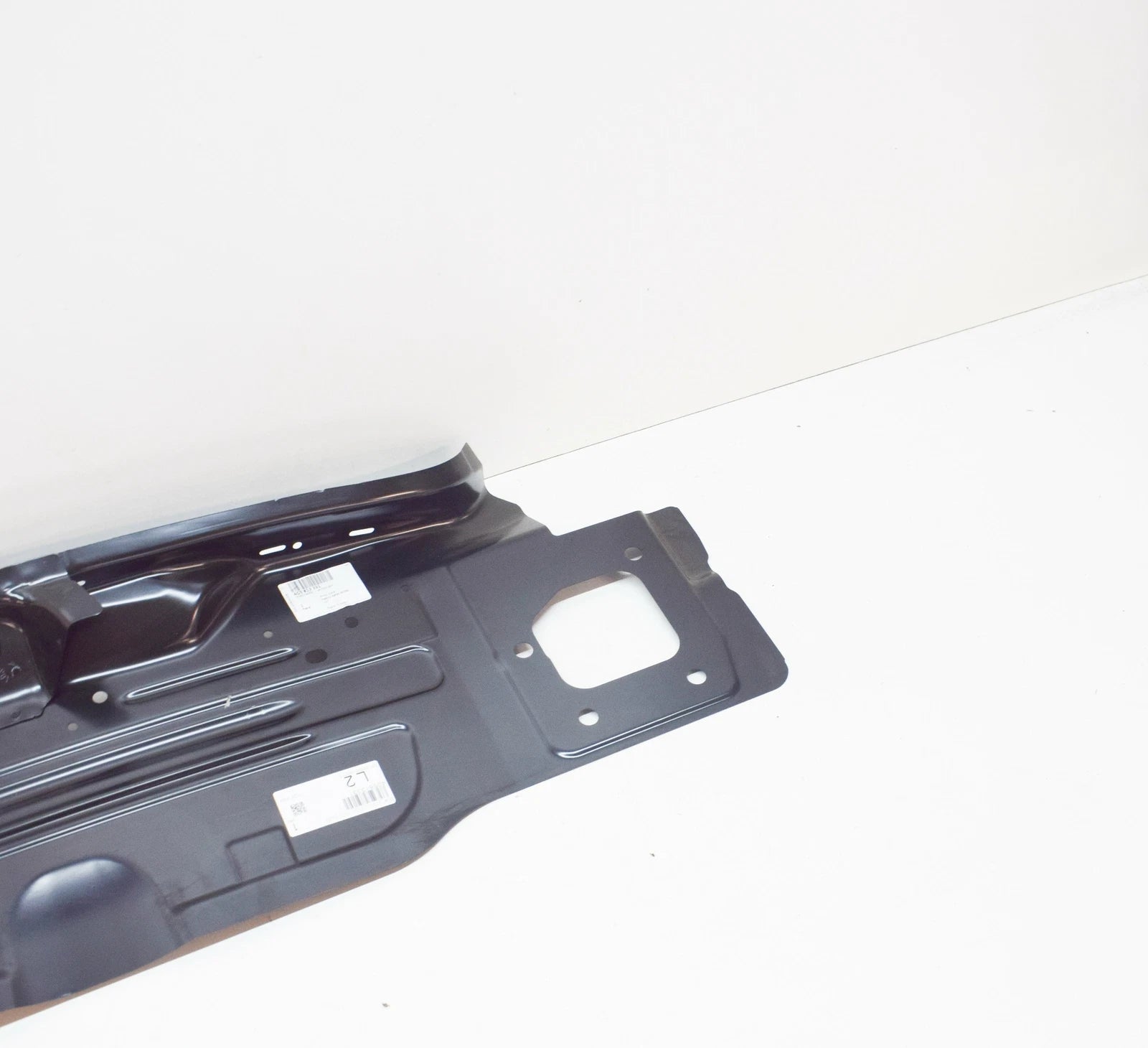 NEW AUDI A6 C7 REAR CROSS PANEL REINFORCEMENT 4G5813331 ORIGINAL