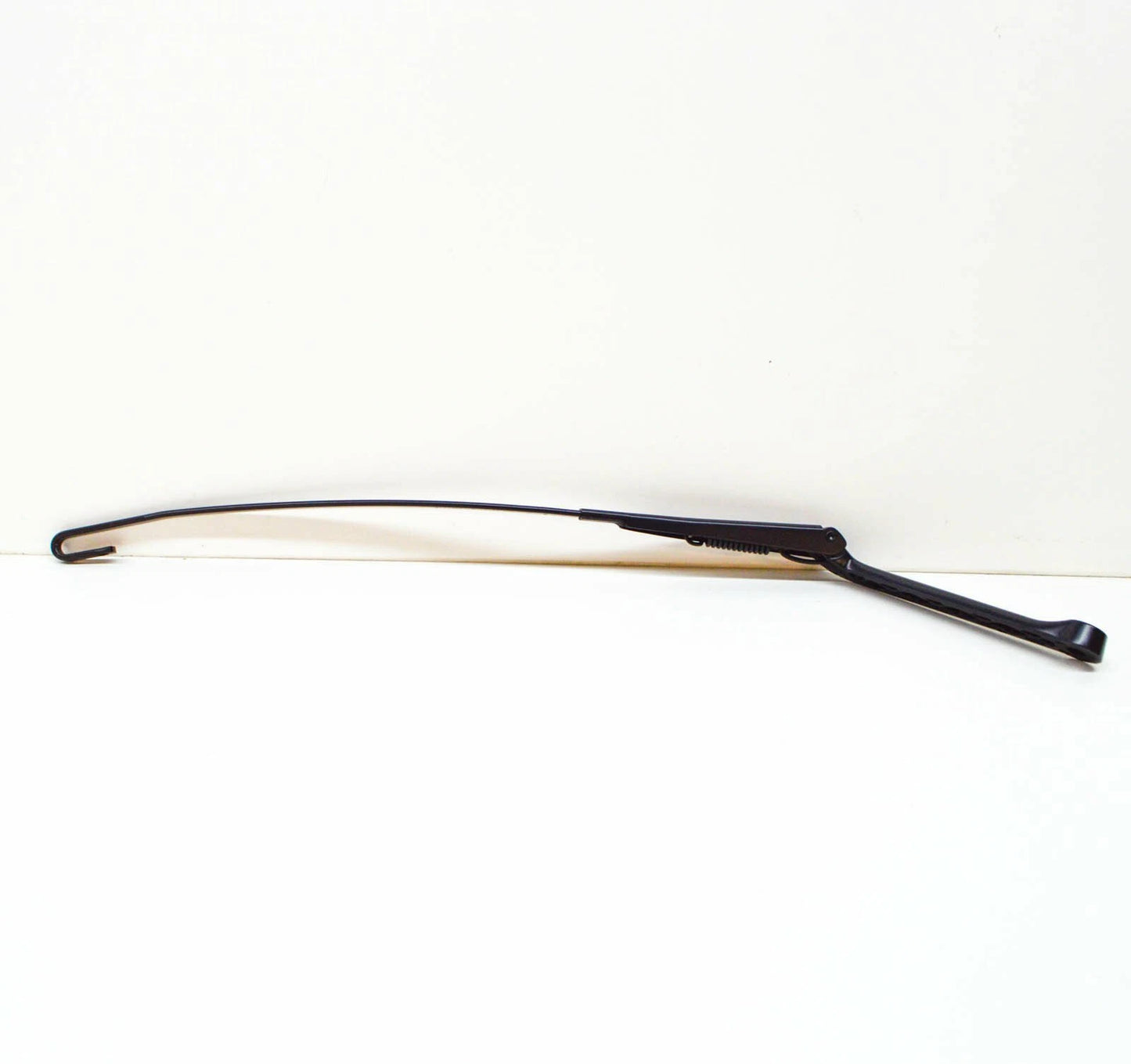 NEW BMW 3 E36 FRONT RIGHT WINDSHIELD WIPER ARM 61618360412 8360412 LHD ORIGINAL