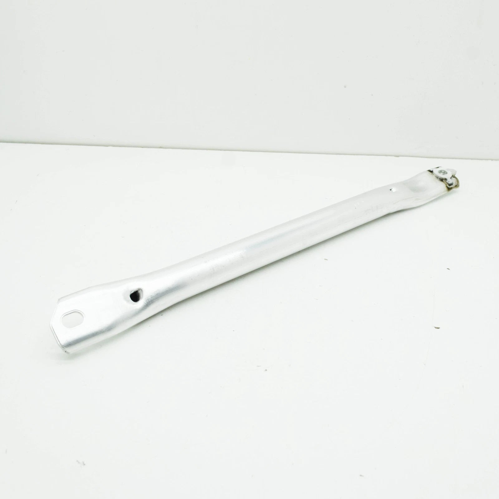 NEW BMW 6 GRAN TURISMO G32 FRONT END BODY BRACE 51617377837 ORIGINAL