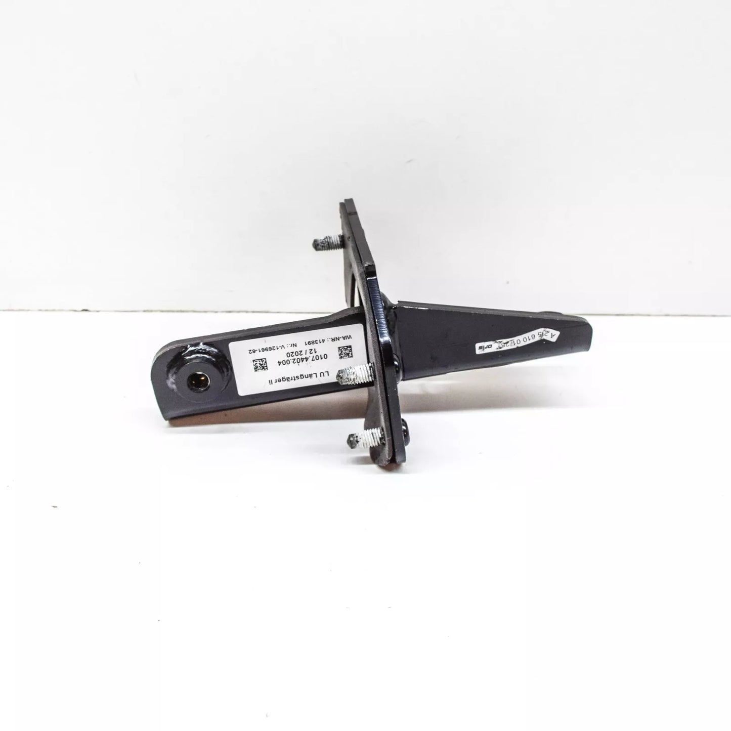 NEW MERCEDES-BENZ C W205 TRAILER COUPLING LEFT REINFORCEMENT A2056100125