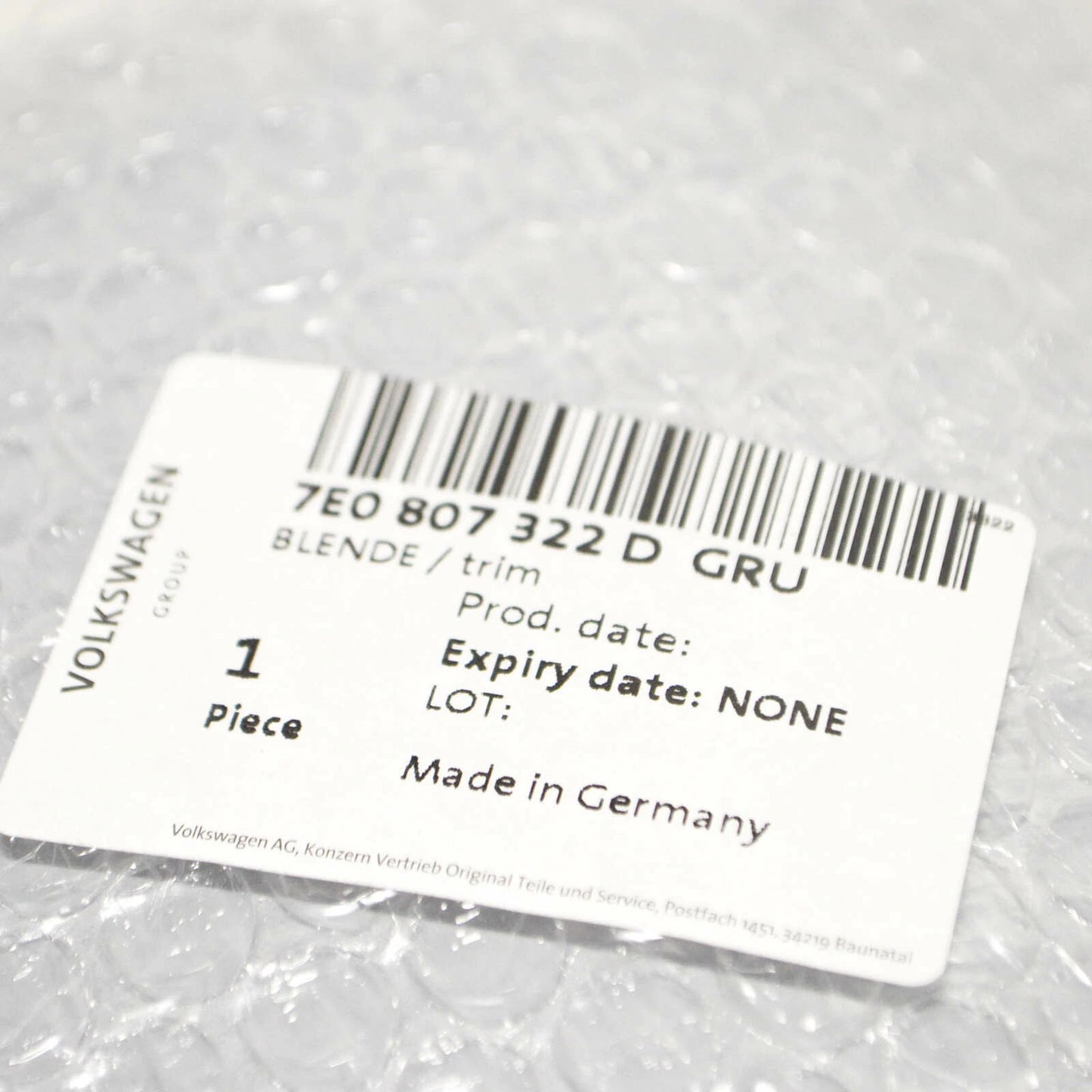 NEW VW TRANSPORTER T6 REAR BUMPER RIGHT SIDE TRIM 7E0807322DGRU