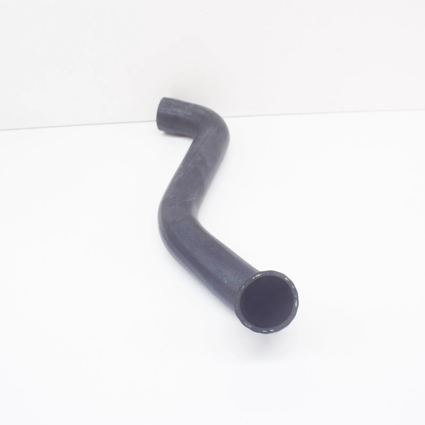 NEW BMW 3 E30 COOLING SYSTEM WATER HOSE 11532241080 ORIGINAL