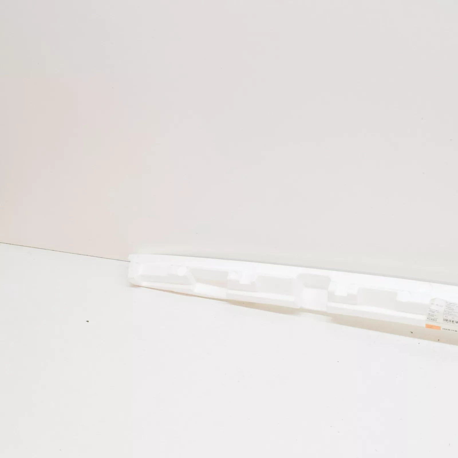 NEW BMW 5 E39 REAR BUMPER INSERT 51128174878 8174878 ORIGINAL