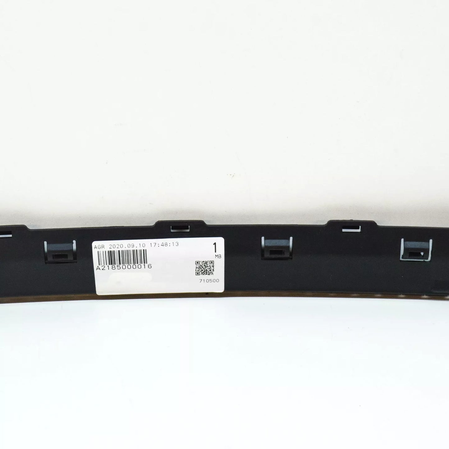 NEW MERCEDES-BENZ CLS C218 RADIATOR BOTTOM AIR DUCT A2185000016 ORIGINAL