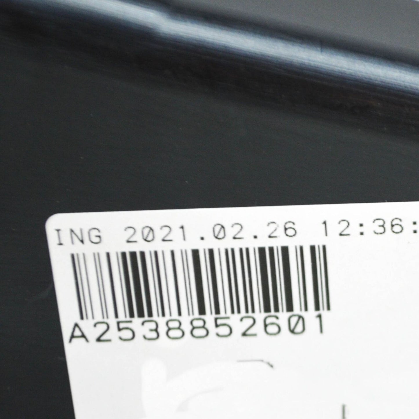 NEW MB GLC-COUPE C253 TAILPIPE EXTENSION BRACKET RIGHT A2538852601 ORIGINAL