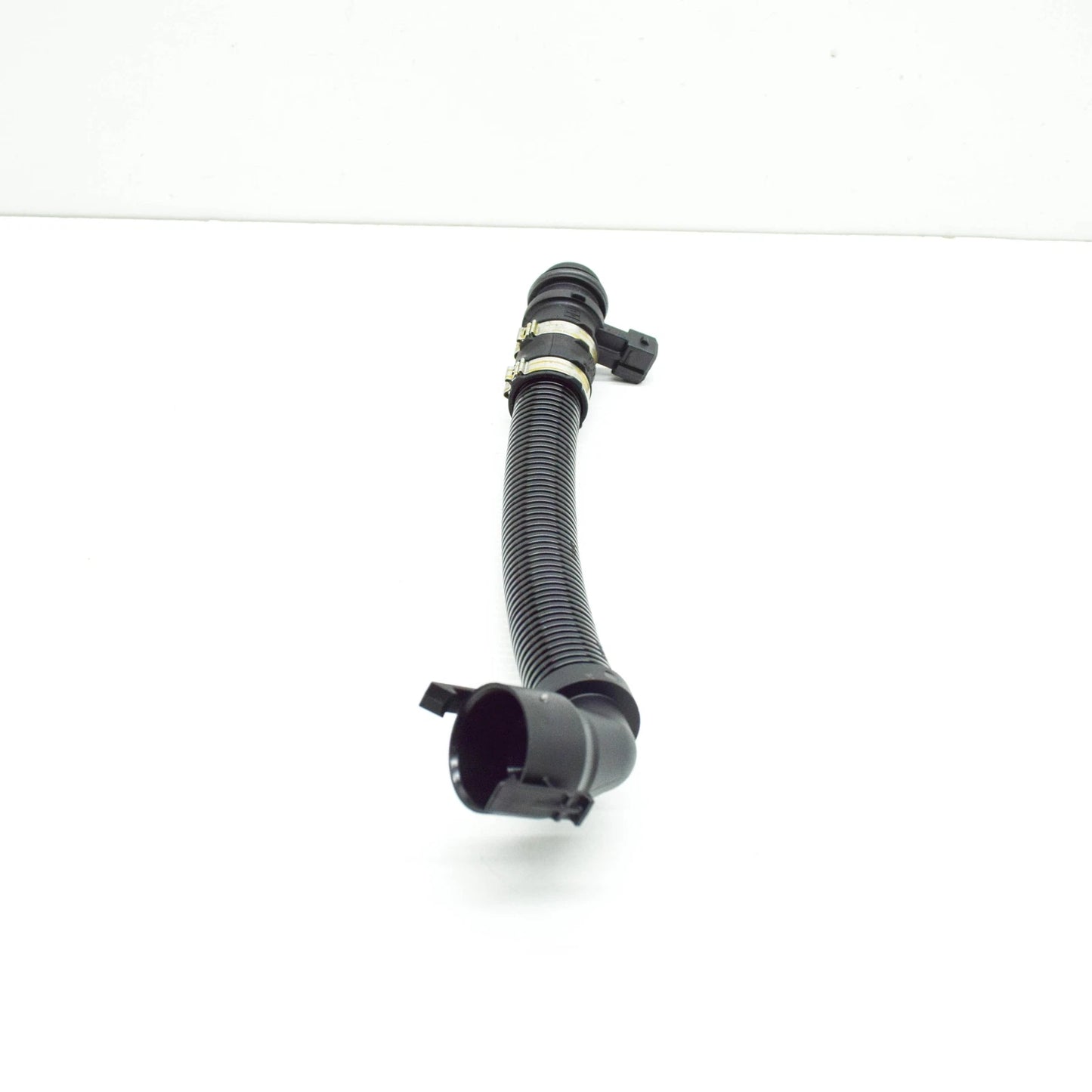 NEW BMW 1 F20 PIPE W HEATING ELEMENT 13718507386 ORIGINAL