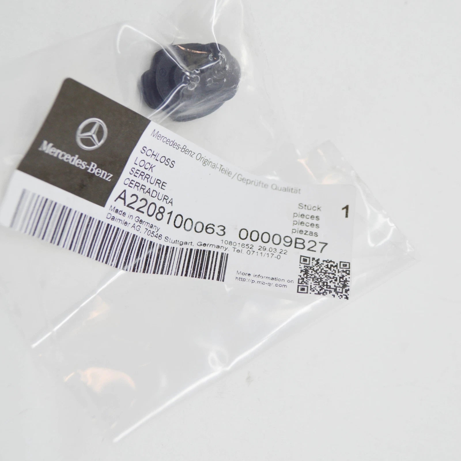 NEW MERCEDES-BENZ E W210 LUGGAGE NET HOOK LOCK A22081000639B27 ORIGINAL