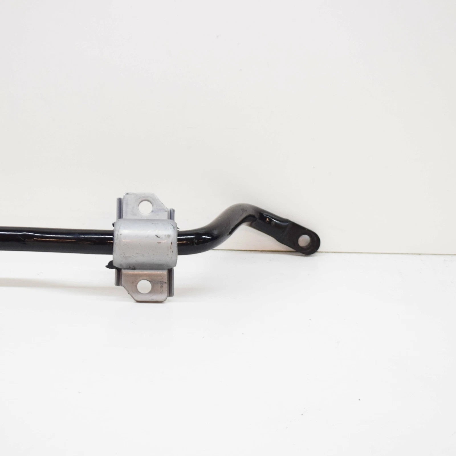 NEW MERCEDES-BENZ GL X164 REAR TORSION BAR A1643200711 ORIGINAL