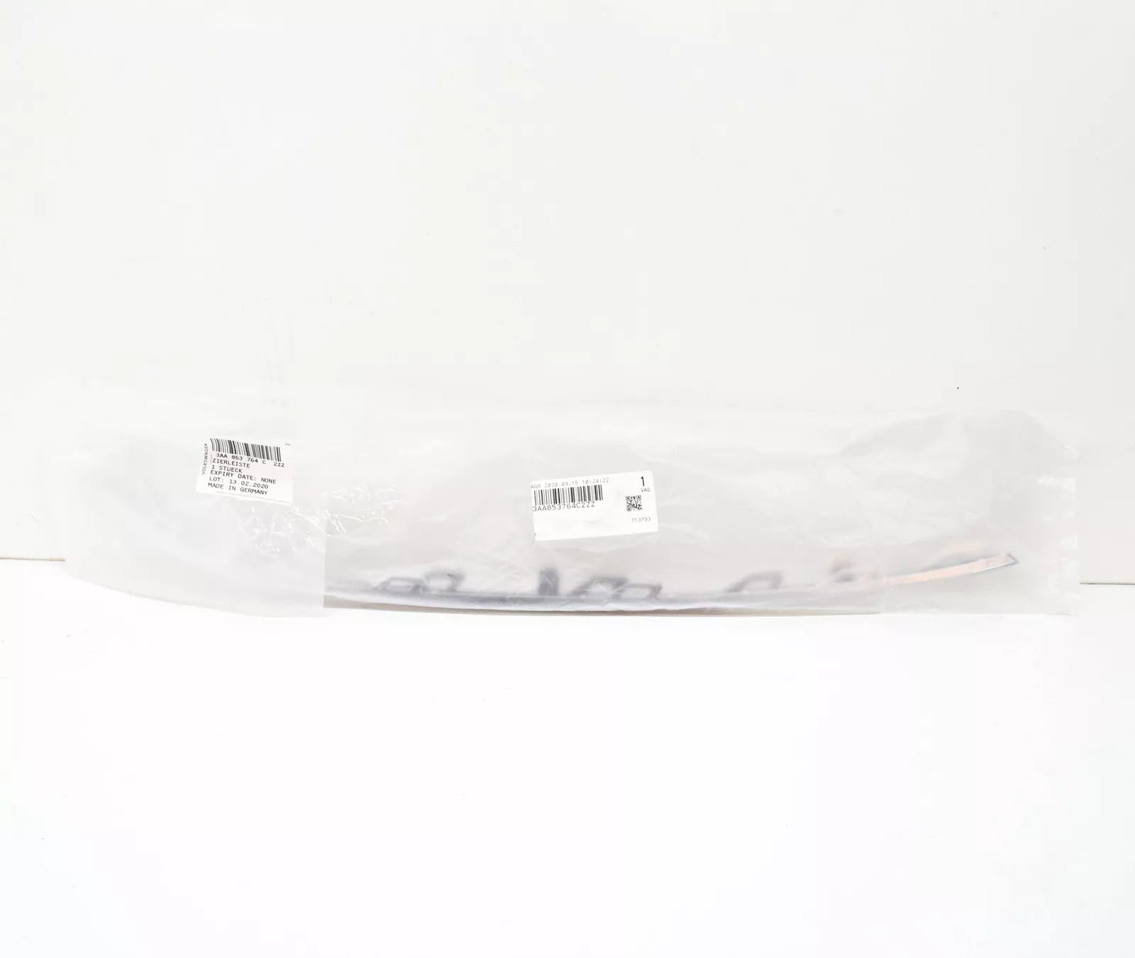 NEW VW PASSAT B7 R-LINE FRONT BUMPER RIGHT GRILLE TRIM 3AA853764C2ZZ