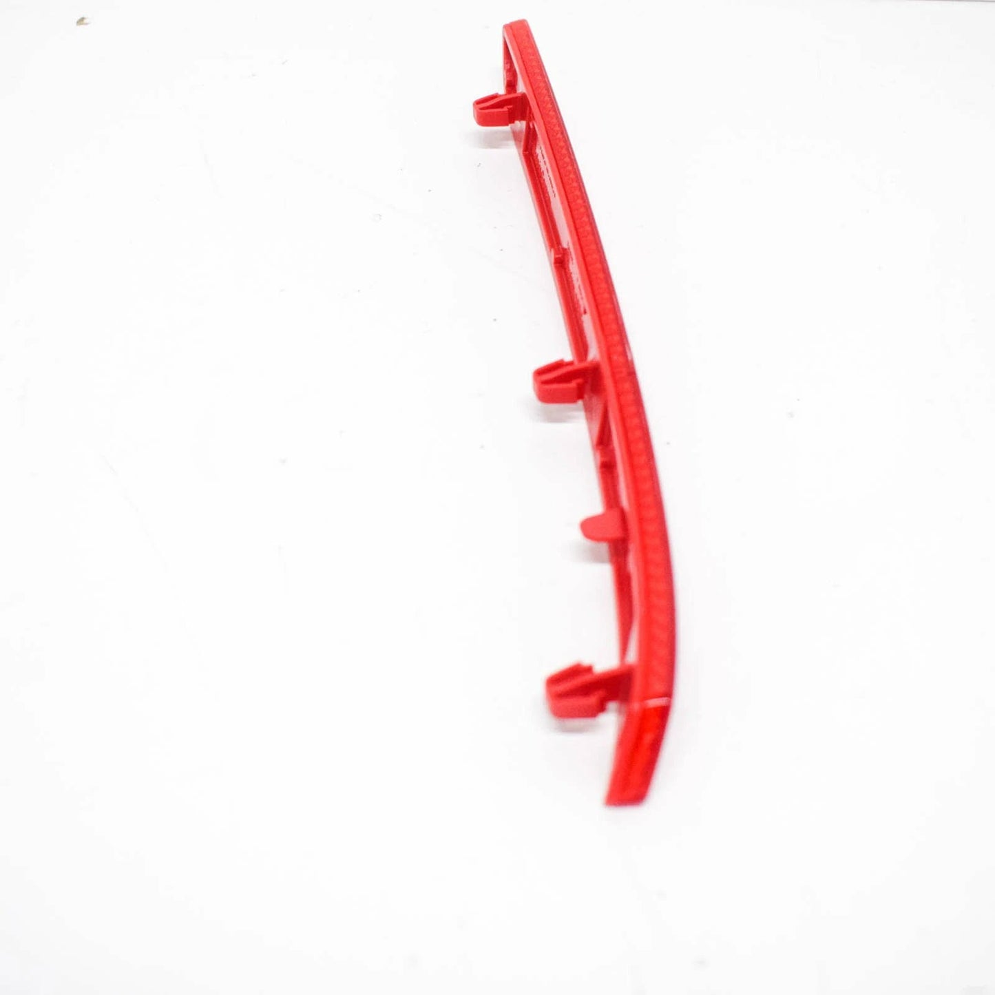 NEW VOLKSWAGEN TRANSPORTER T5 REAR LEFT LIGHT REFLECTOR 7E0945105A