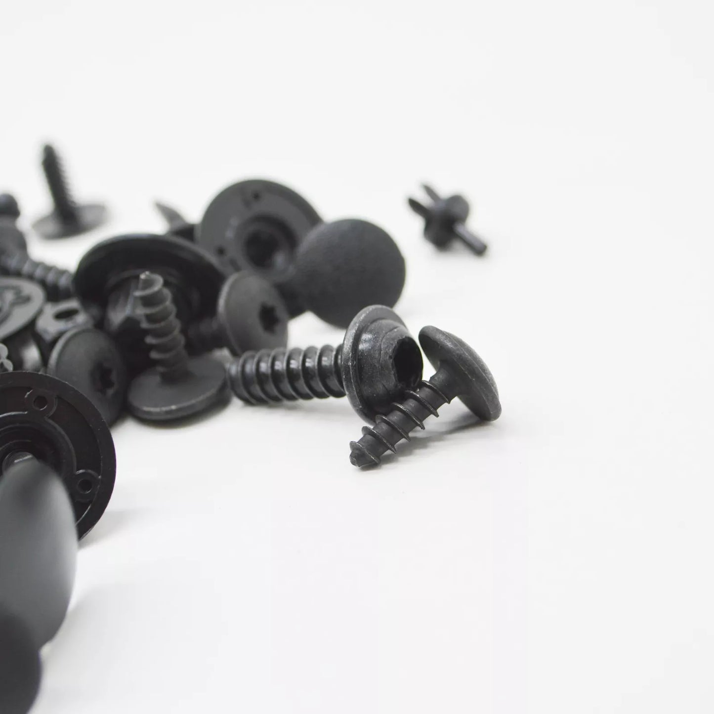 NEW AUDI A6 C8 WHEEL HOUSING LINER BOLTS SET 4K0098629 ORIGINAL