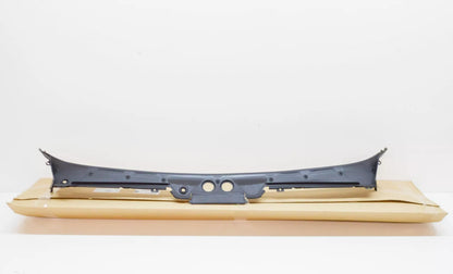 NEW BMW 2 COUPE F22, F87 FRONT WIPER COWL TRIM 51717240679 7240679 ORIGINAL