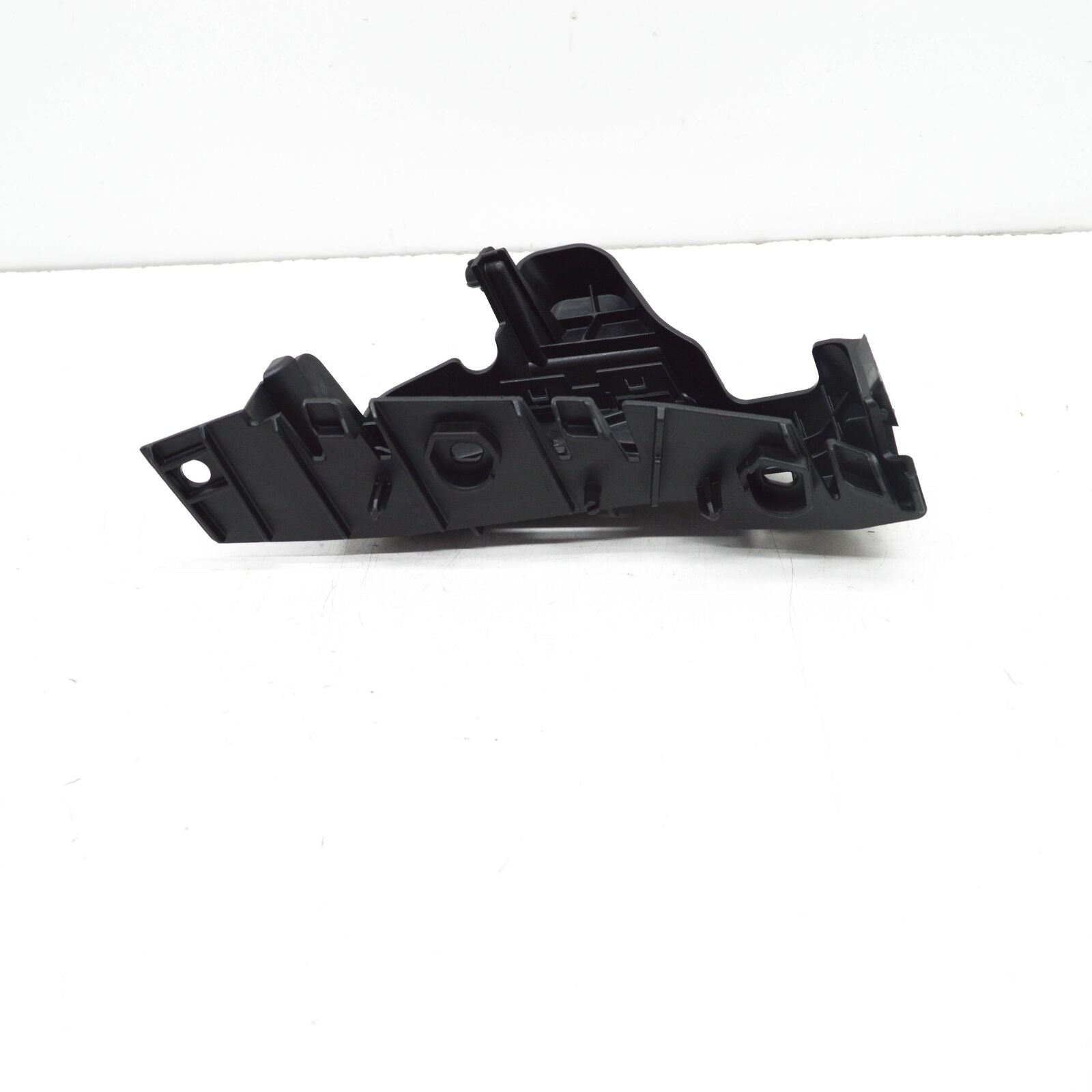 NEW AUDI A3 8Y FRONT BUMPER CARRIER LEFT GUIDE 8Y0807183A ORIGINAL