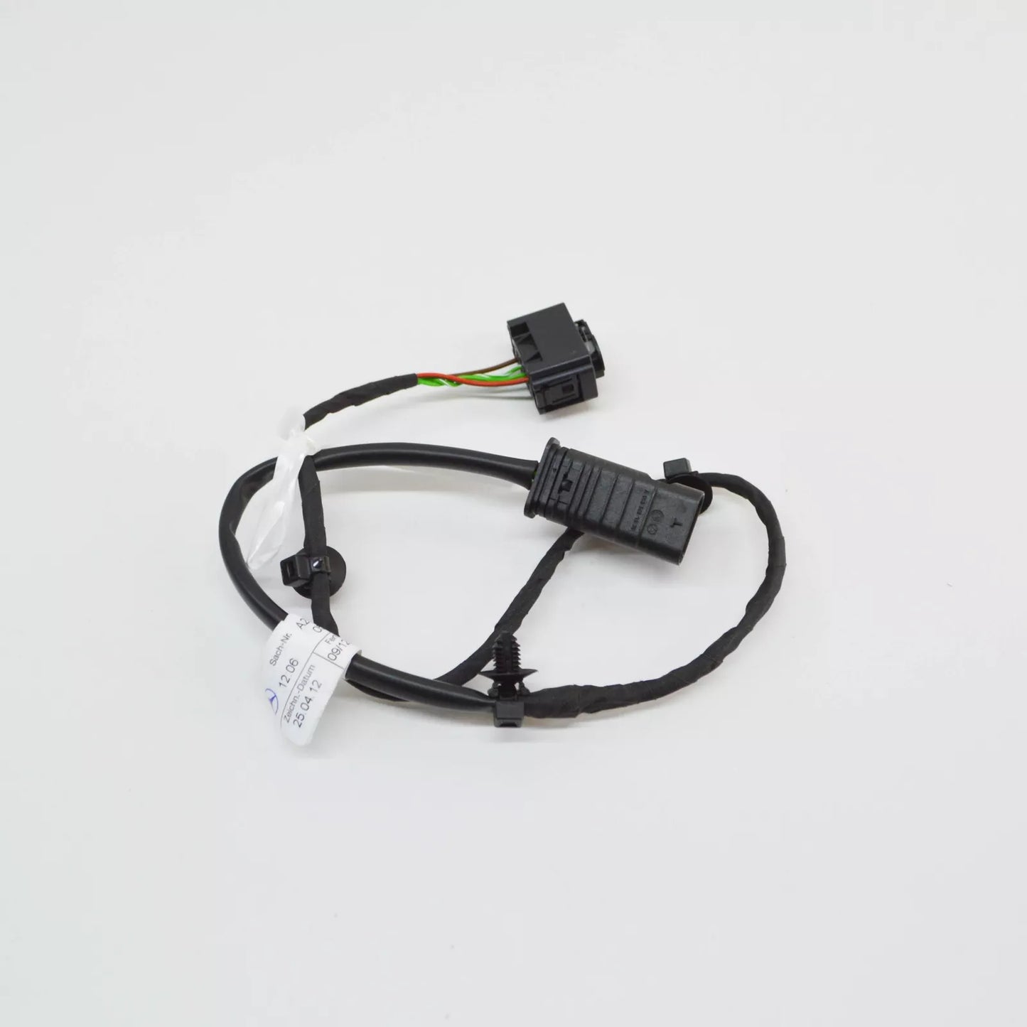 NEW MB GLA X156 FRONT RADAR SENOR ADAPTER WIRING HARNESS A2465408305 ORIGINAL