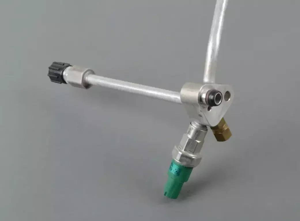 NEW BMW 5 E39 A/C REFRIGERANT HOSE 8378602 64538378602 ORIGINAL