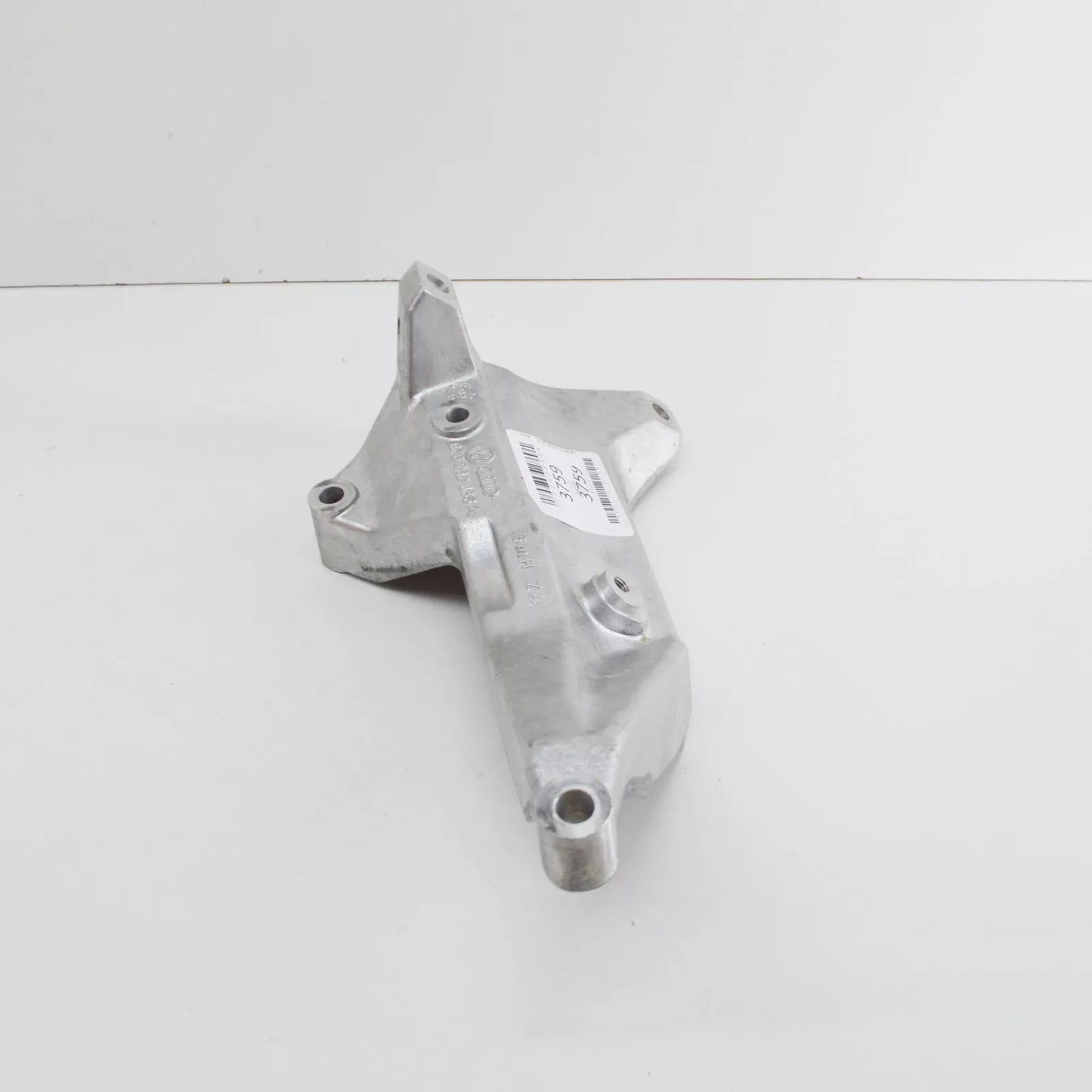 NEW VOLKSWAGEN CRAFTER 2F MK1 AC COMPRESSOR BRACKET 076260885A ORIGINAL