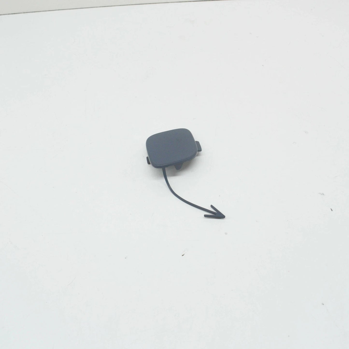 NEW VOLKSWAGEN GOLF MK6 FRONT BUMPER TOW EYE COVER 5K0807241DGRU 2012