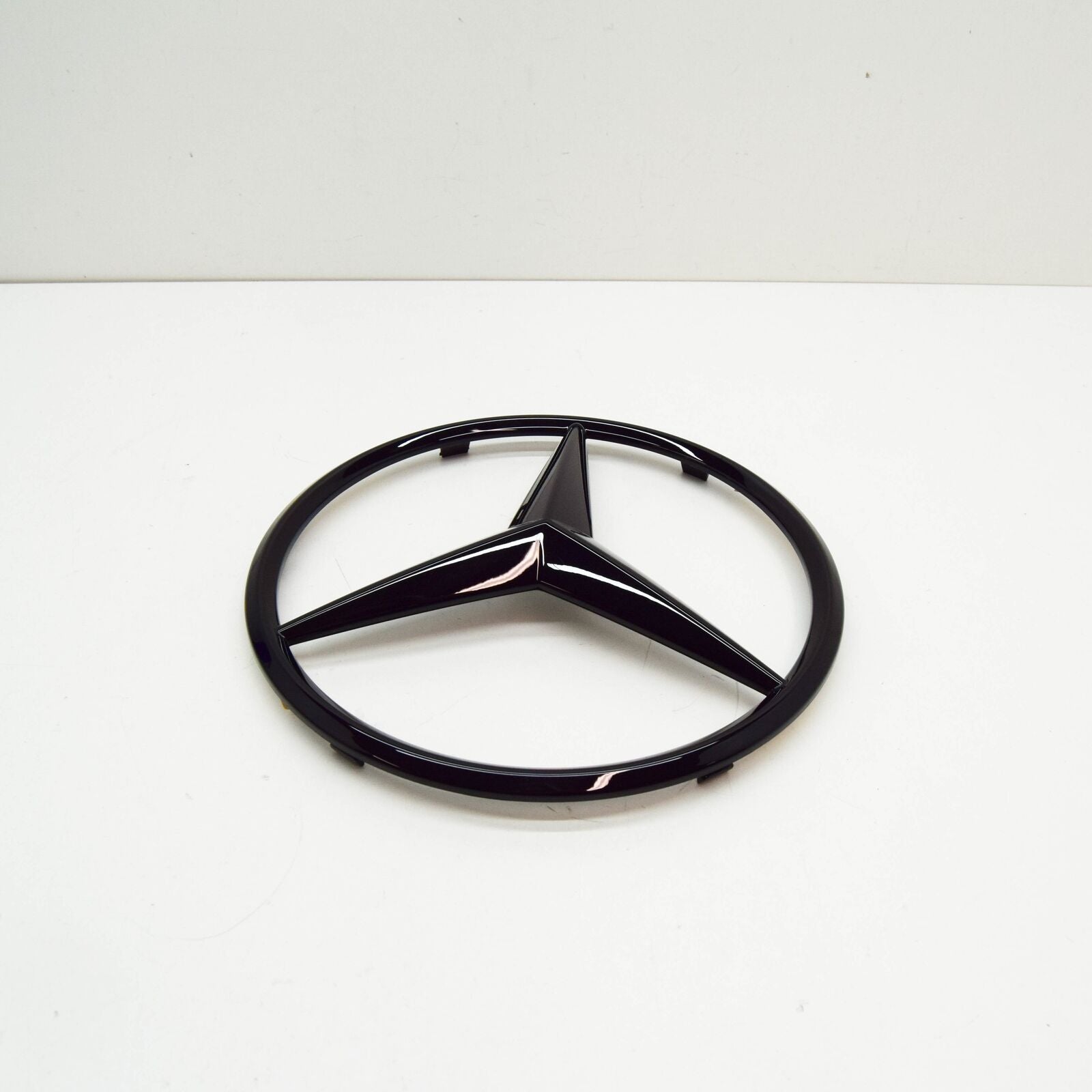 NEW MB G W463 FRONT RADIATOR GRILLE EMBLEM STAR A00081777029197 ORIGINAL