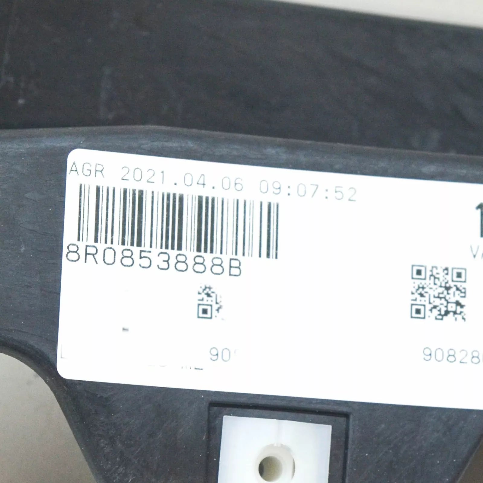 NEW AUDI Q5 8R FENDER LINER EXTENSION RIGHT SIDE 8R0853888B 2016