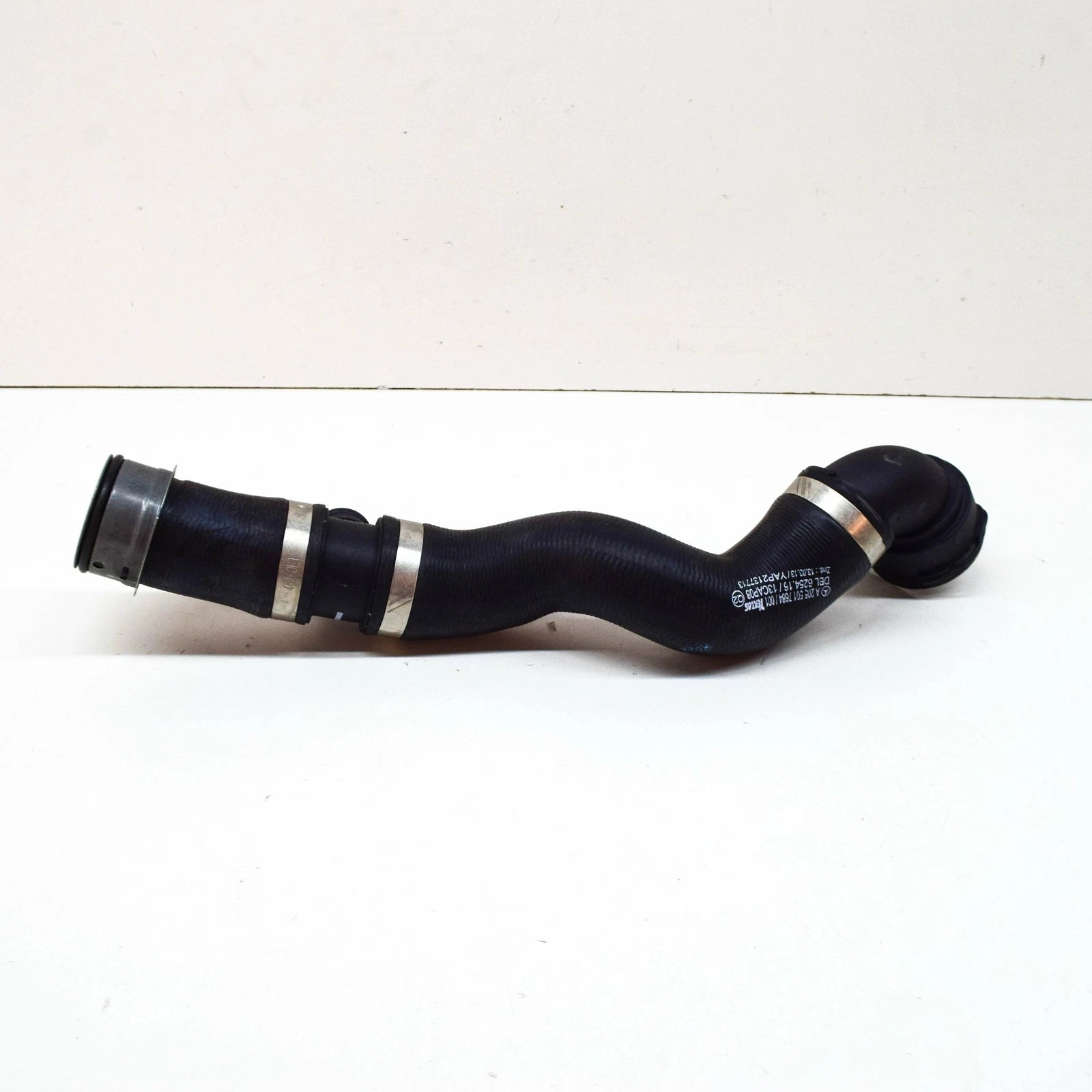 NEW MERCEDES-BENZ C-CLASS W205 RIGHT WATER RADIATOR HOSE A2055017684 ORIGINAL