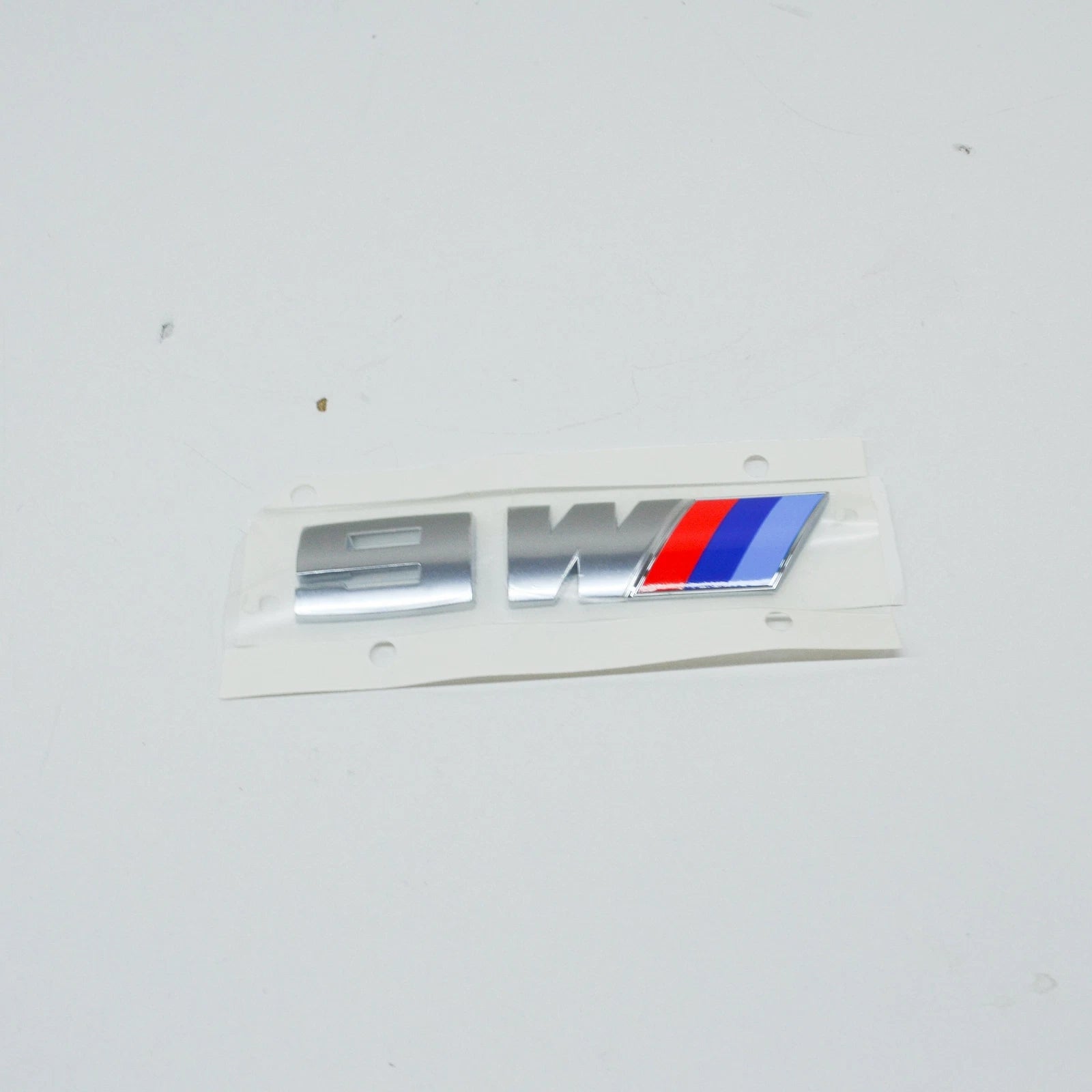 NEW BMW M6 CONVERTIBLE E64 REAR M6 EMBLEM 51147898225 7898225 ORIGINAL