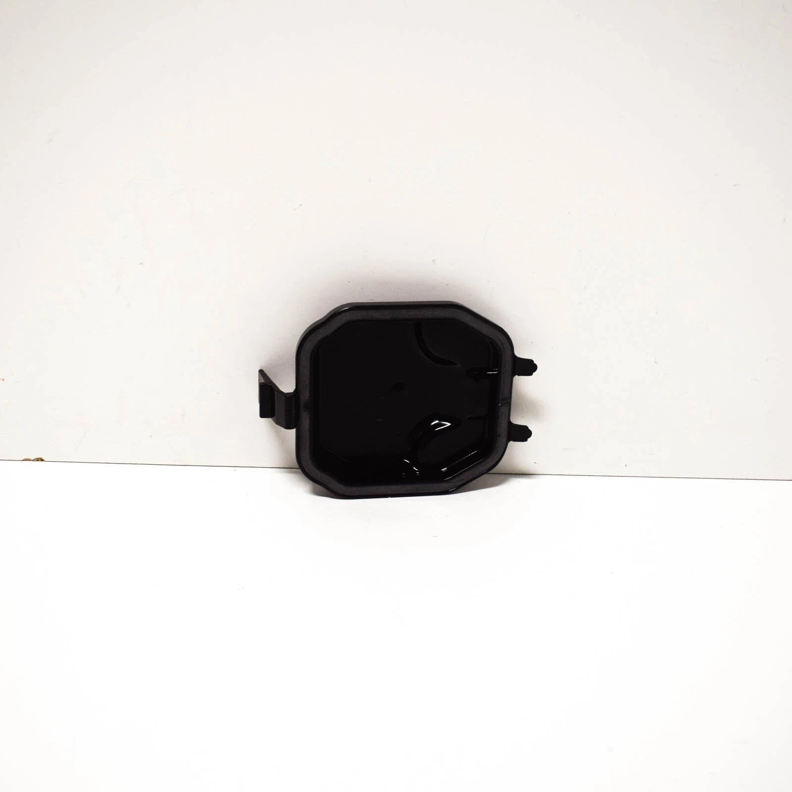 NEW BMW 7 E65 HEAD LIGHT LOWER BEAM COVER 63126916095 ORIGINAL