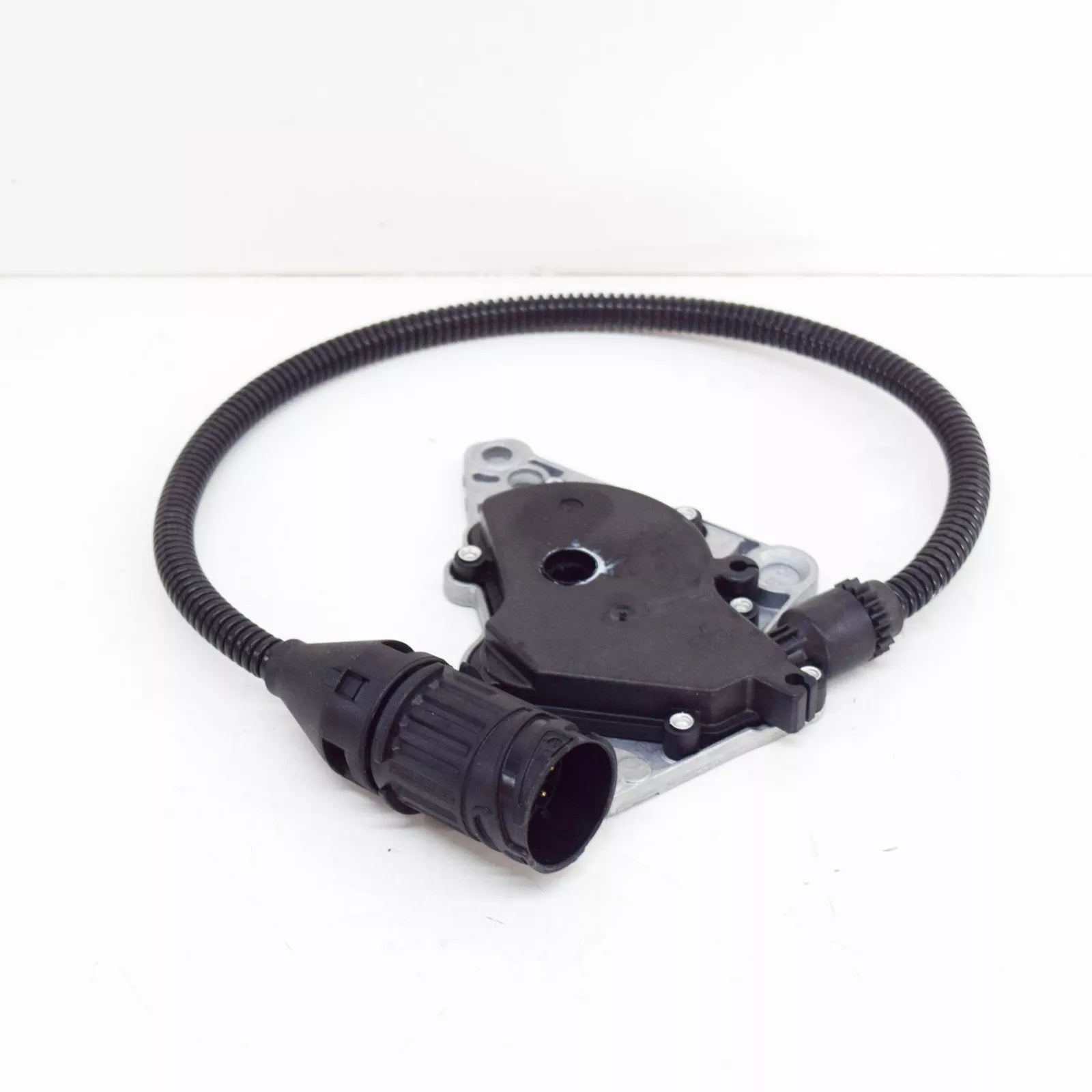 NEW BMW E38 E39 E53 SEDAN POSITION SWITCH FOR AUTO TRANS 7512755 24107512755