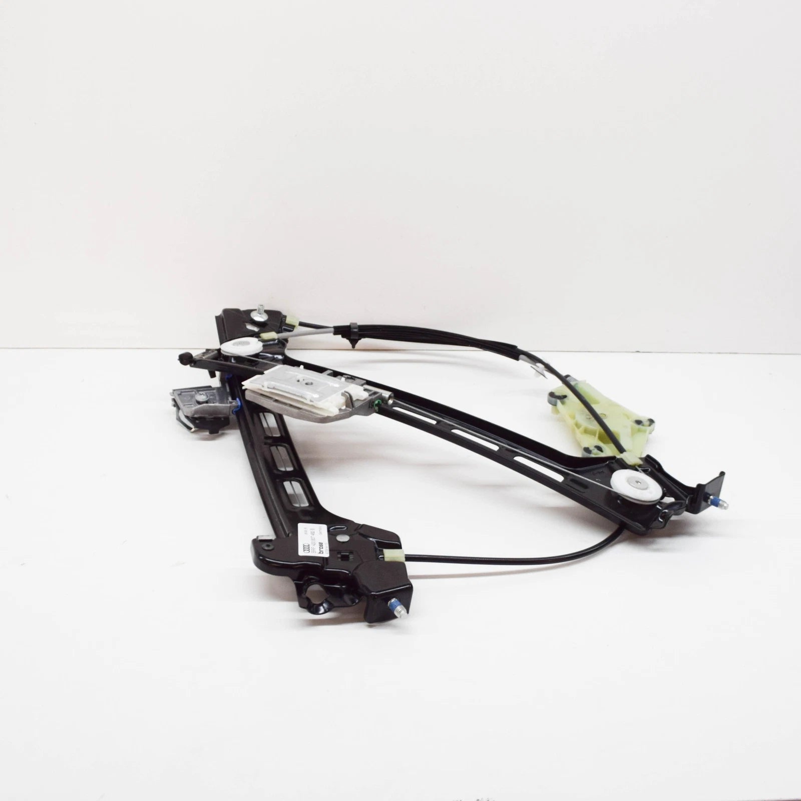 NEW AUDI R8 42 FRONT DOOR RIGHT SIDE WINDOW GLASS LIFTER 420837462B ORIGINAL