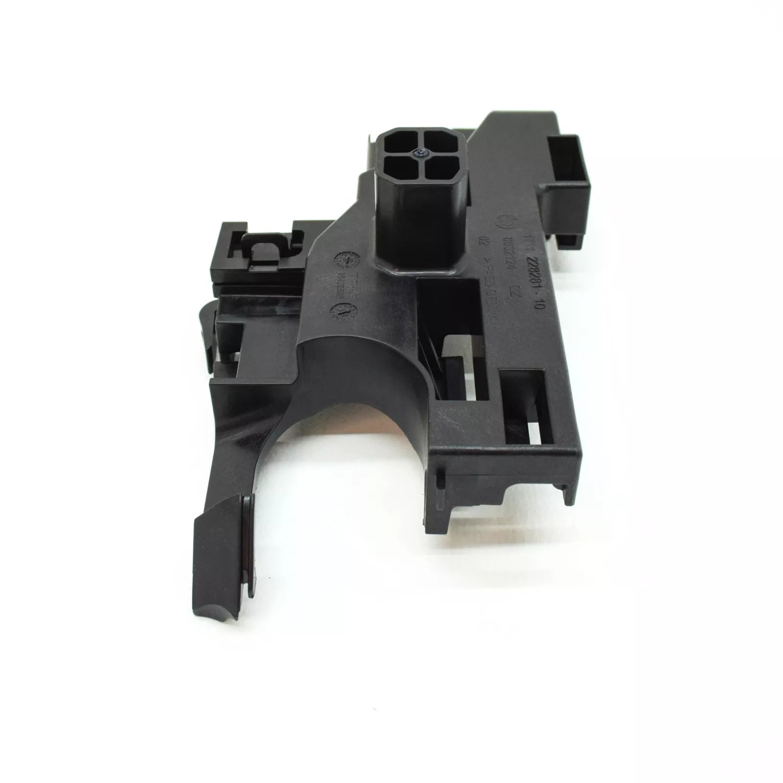NEW BMW 5 G30 LOWER RIGHT RADIATOR HOLDER 17118632124 8632124 ORIGINAL