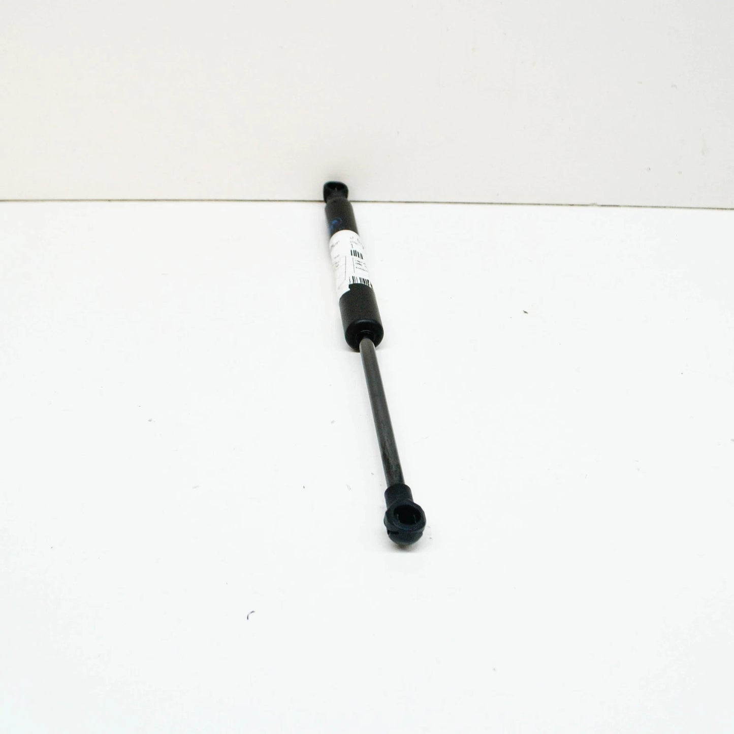 NEW BMW 6 COUPE E63 HOOD GAS PRESSURIZED SPRING 51237070670 7070670 ORIGINAL