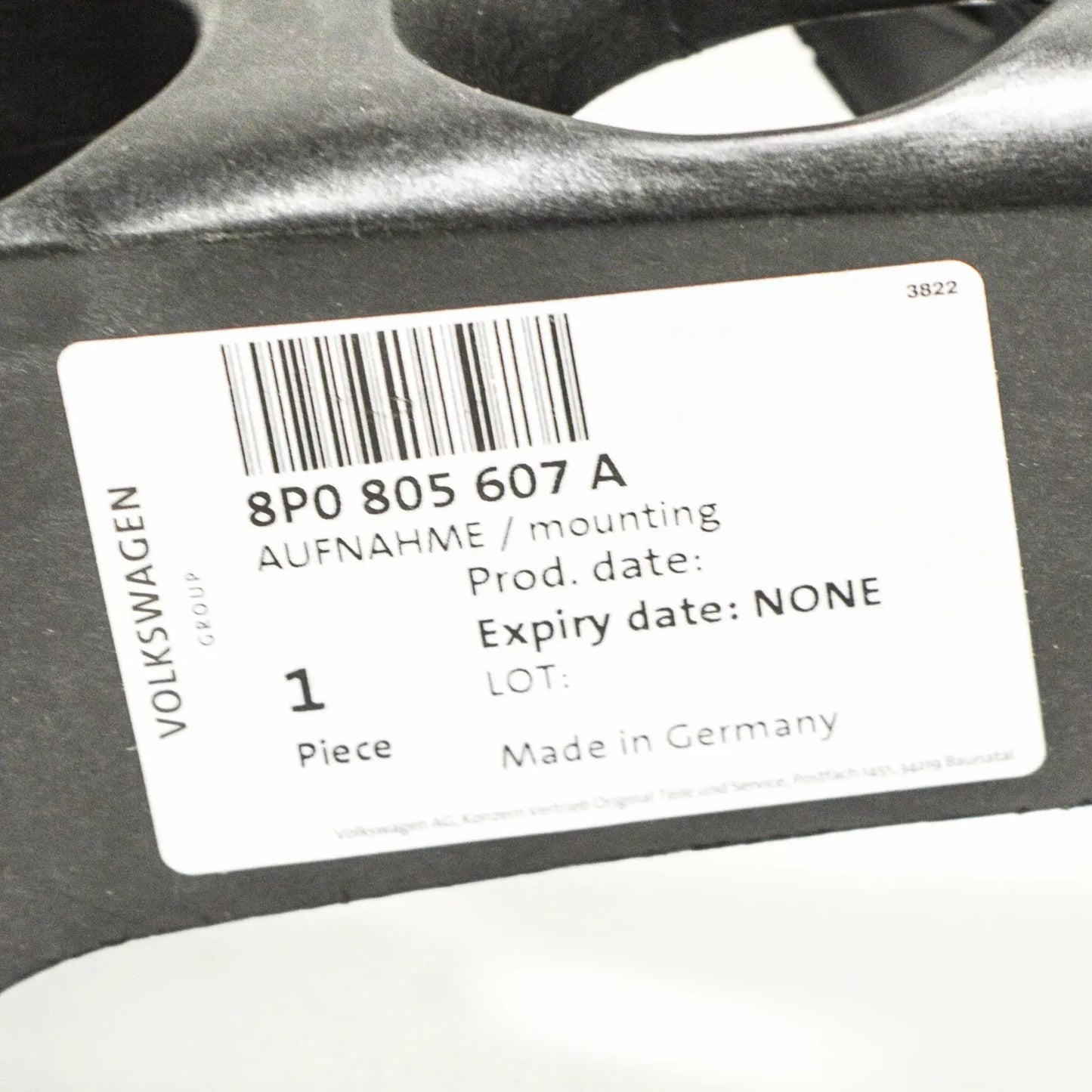 NEW AUDI A3 8P FRONT LEFT HEADLIGHT BRACKET 8P0805607A