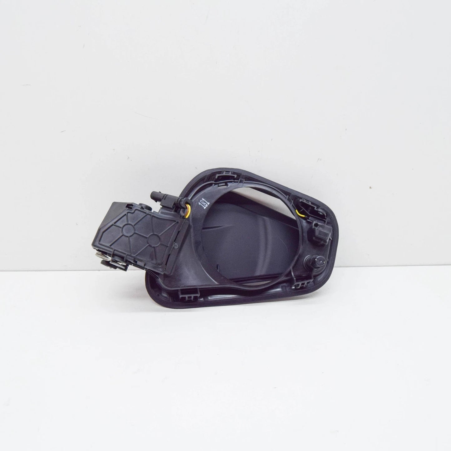 NEW BMW I8 I12 LOASING FLAP CHARGING COVER POT 51177316840 ORIGINAL