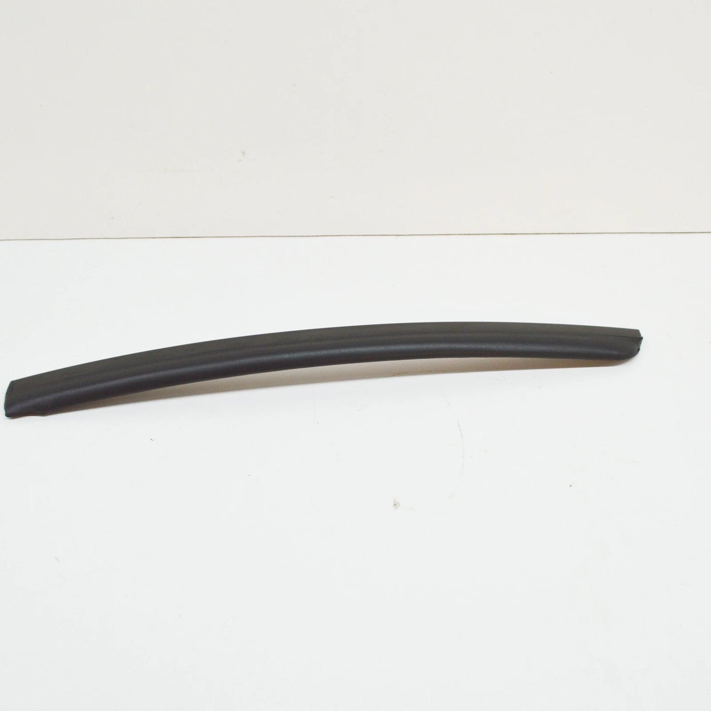 NEW BMW 3 CABRIO E46 REAR LEFT WINDOW SEAL 51368209421 8209421 ORIGINAL
