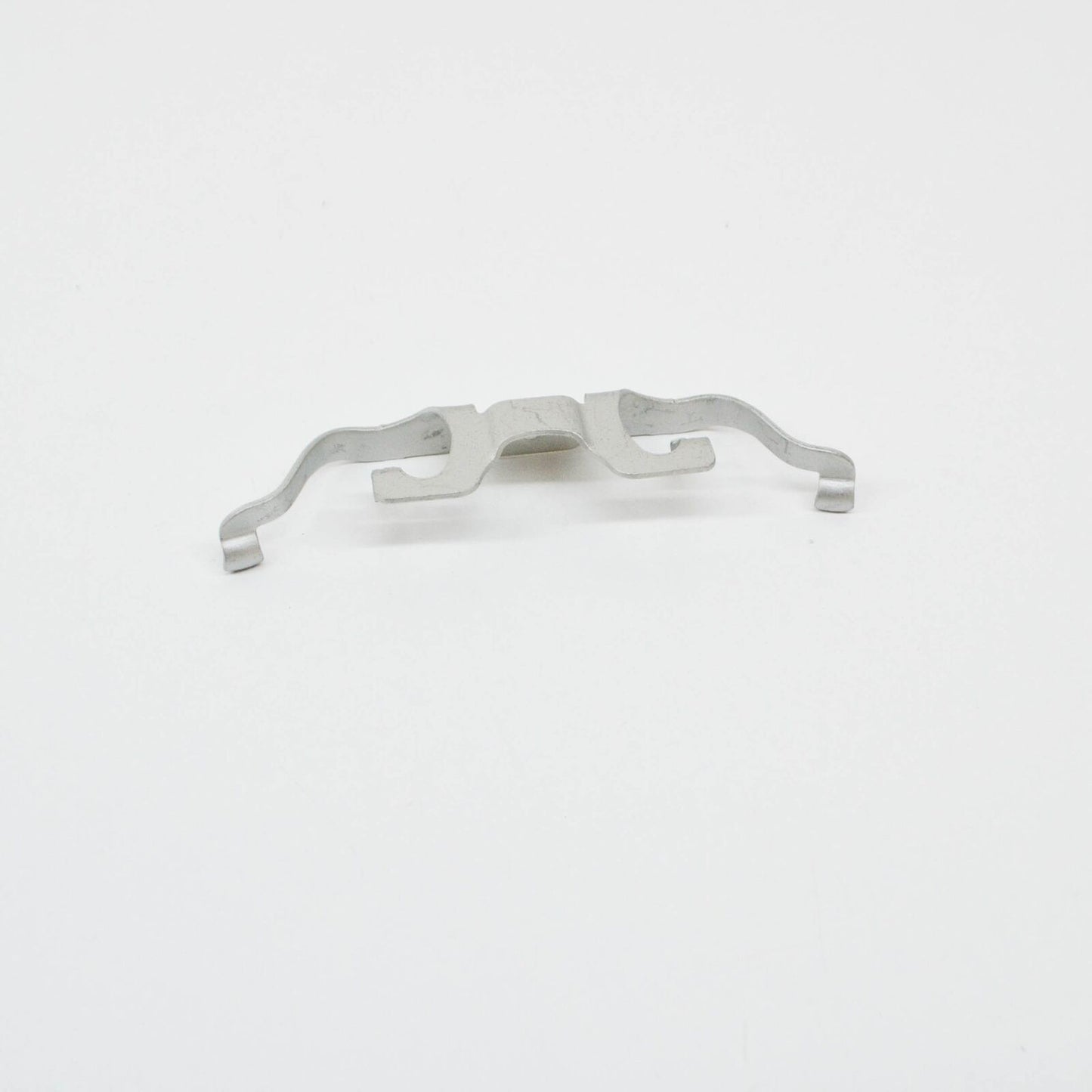 NEW MERCEDES-BENZ C W205 REAR BRAKE PAD SPRING CLIP A0009937807 ORIGINAL