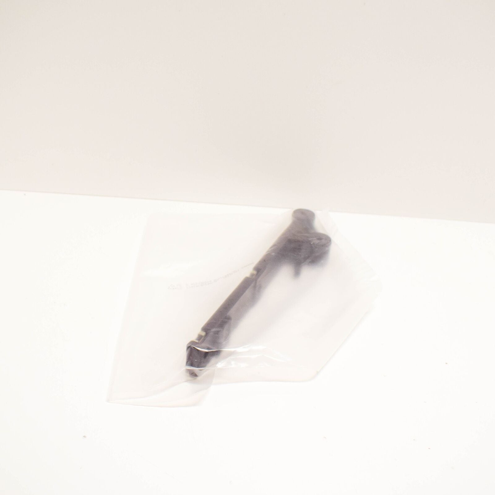 NEW MERCEDES BENZ ML W166 AMG OIL COOLER BRACKET A1665000031 ORIGINAL