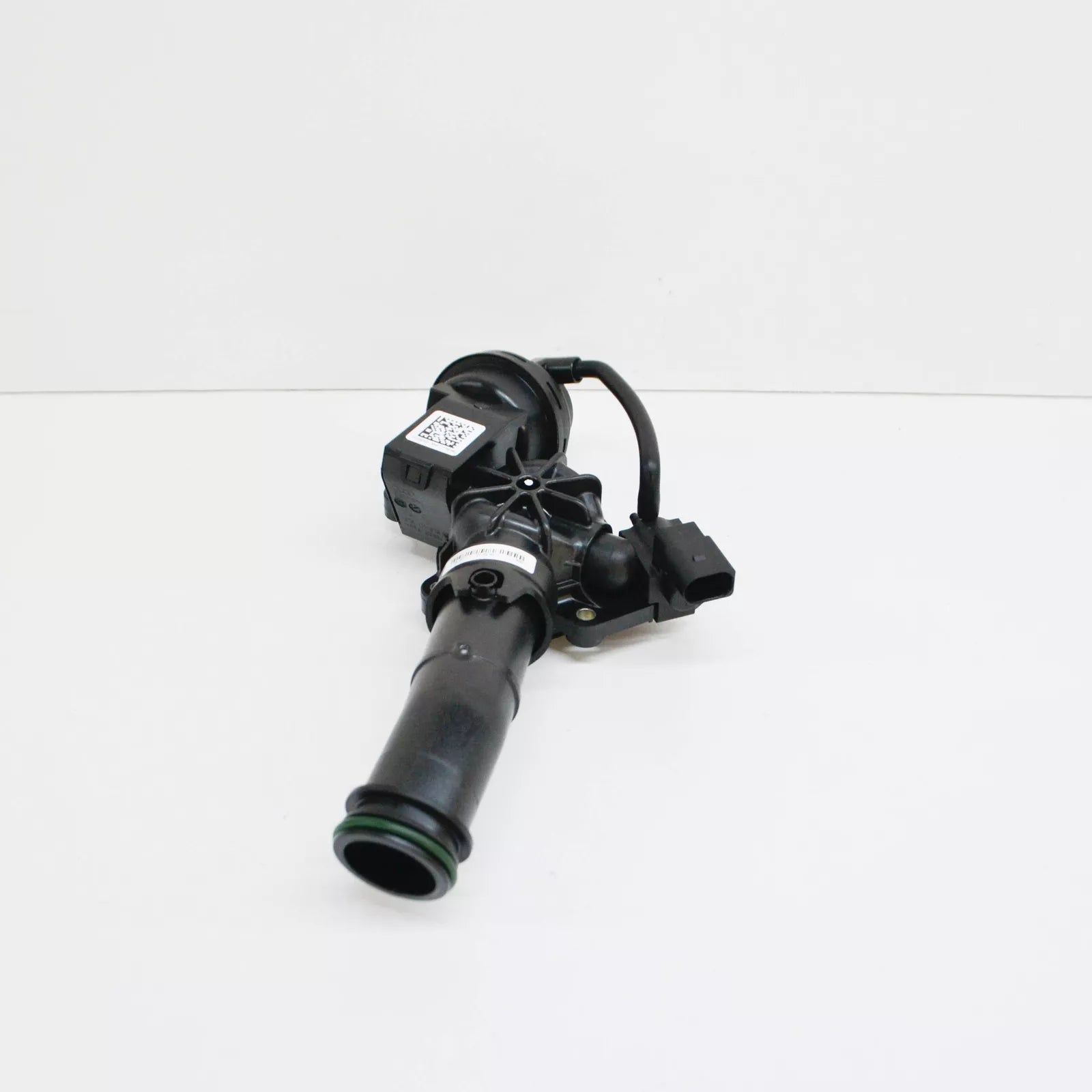 NEW AUDI A7 SPORTBACK 4G FRONT COOLANT SWITCHING VALVE 079121678K ORIGINAL